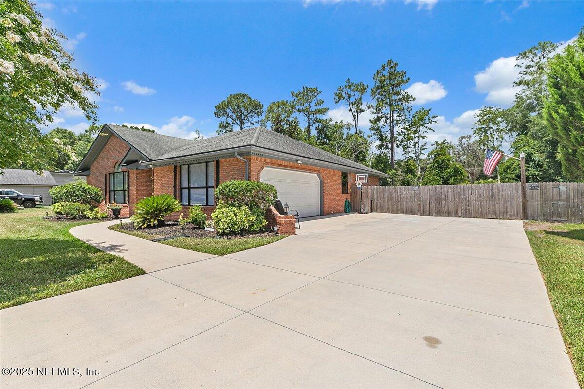 2282 OSCEOLA FOREST Court