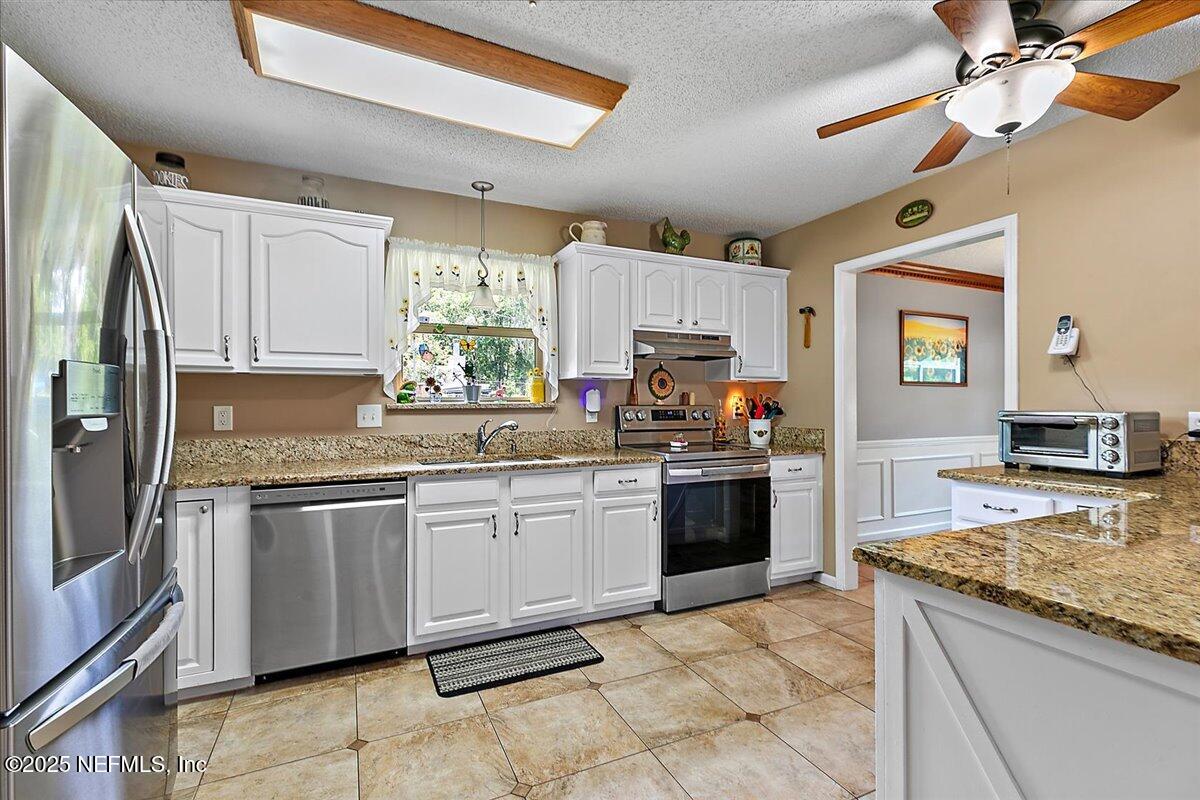 2282 OSCEOLA FOREST Court