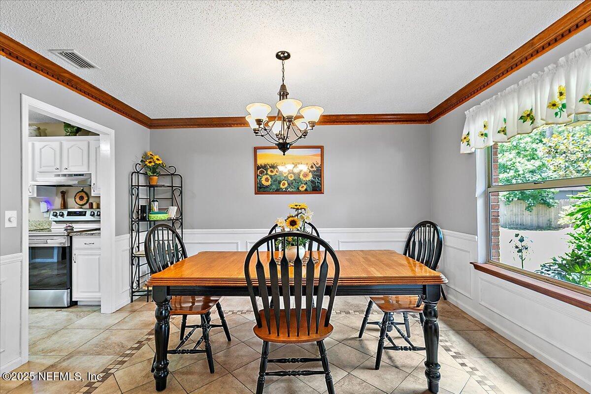 2282 OSCEOLA FOREST Court