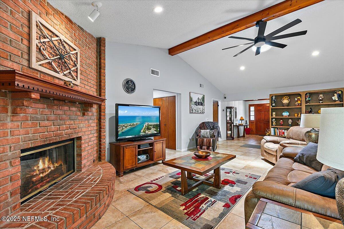 2282 OSCEOLA FOREST Court