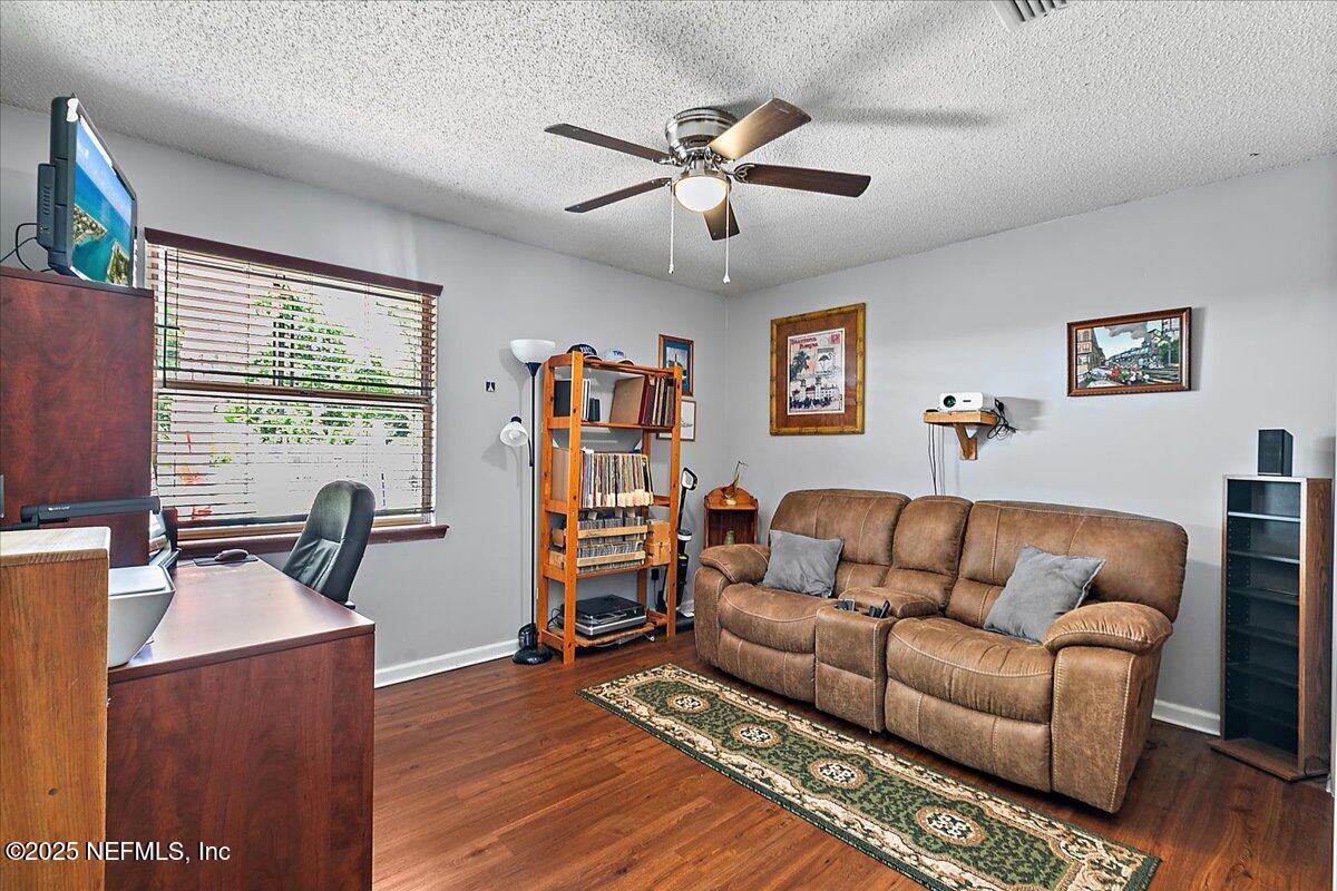 2282 OSCEOLA FOREST Court