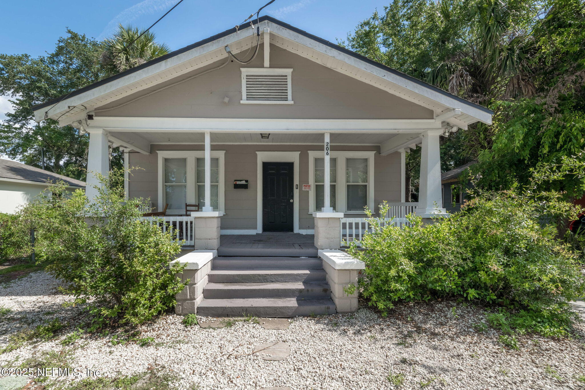 206 W 16th Street