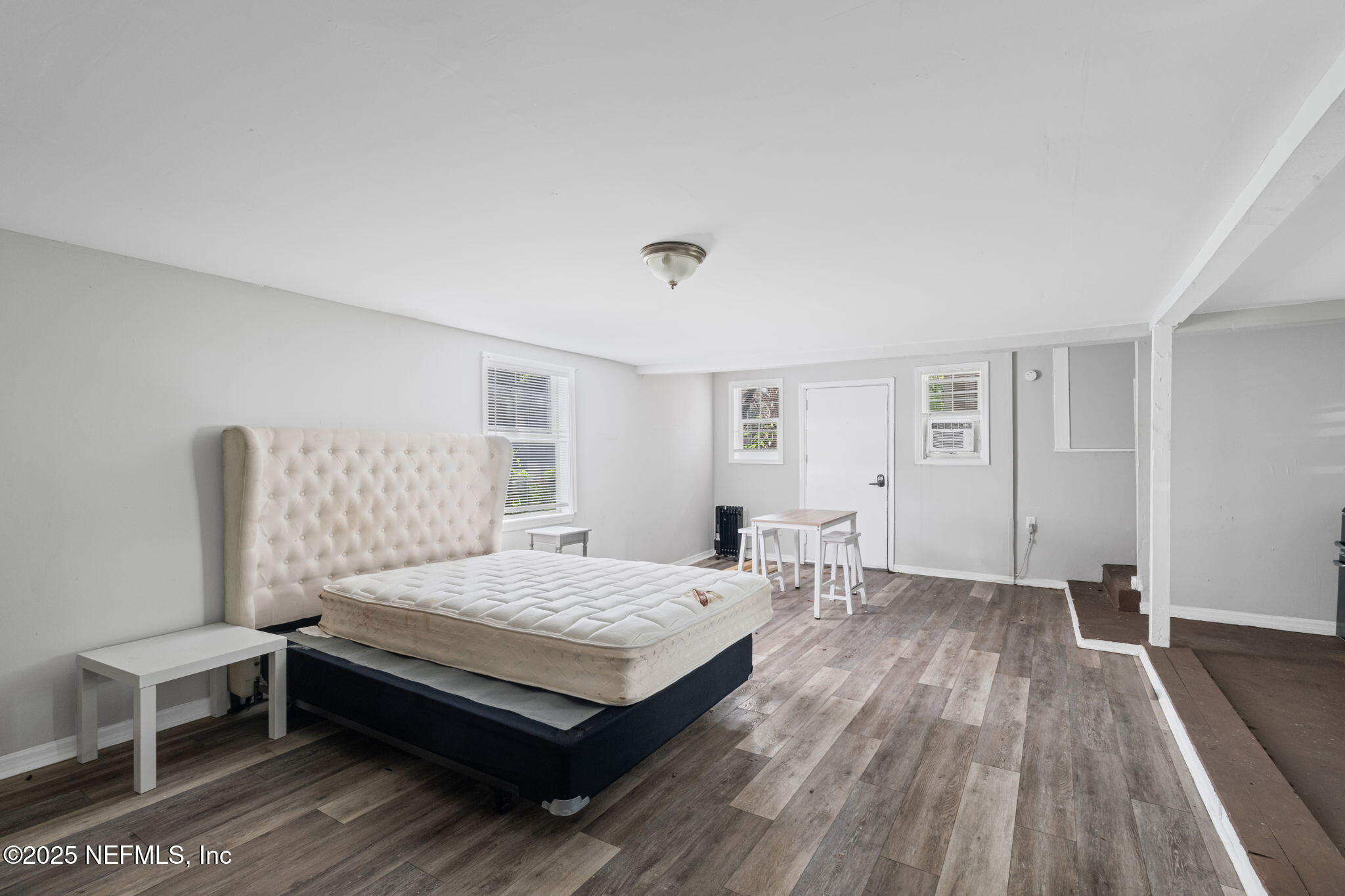 206 W 16th Street
