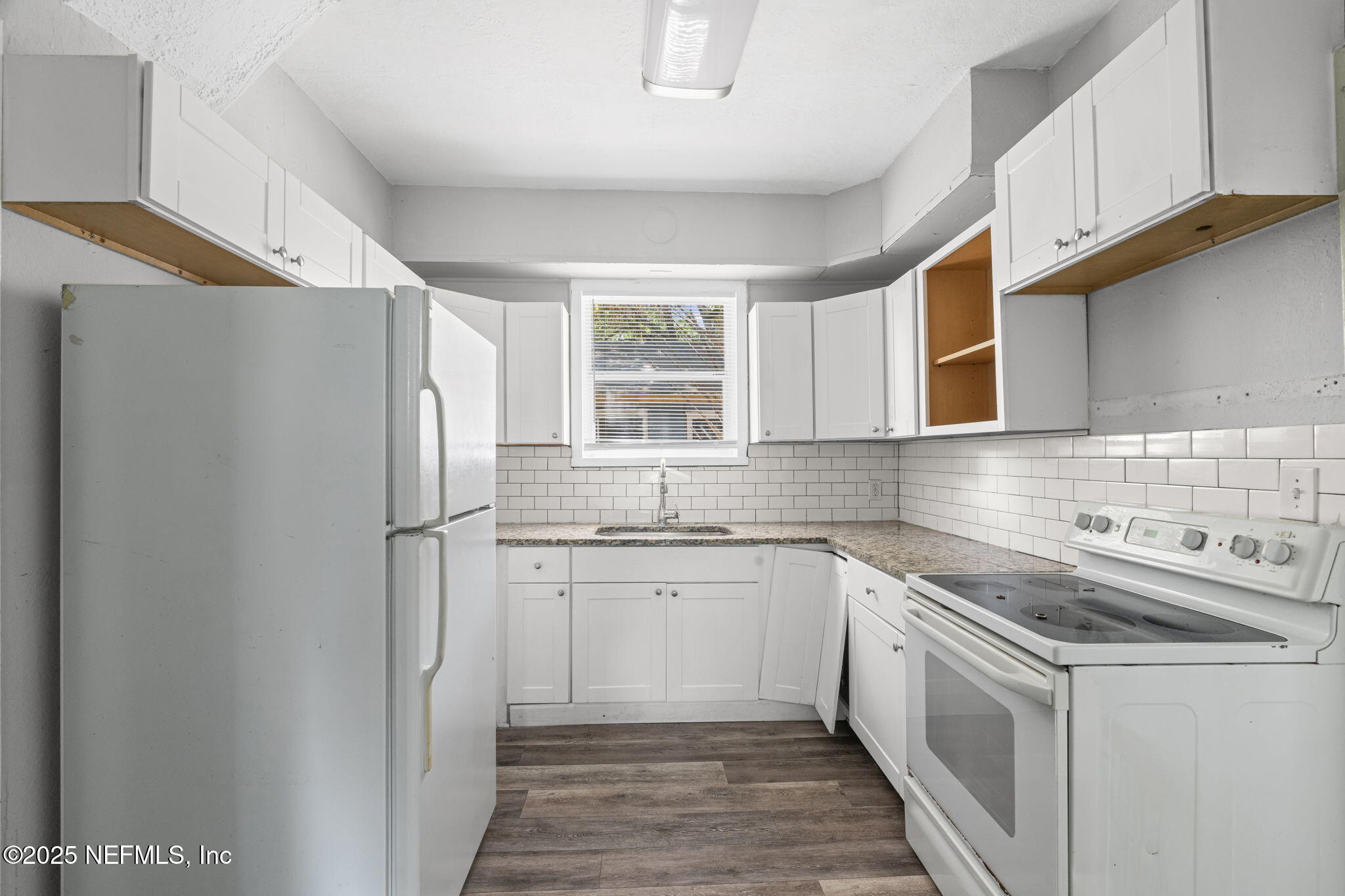 206 W 16th Street