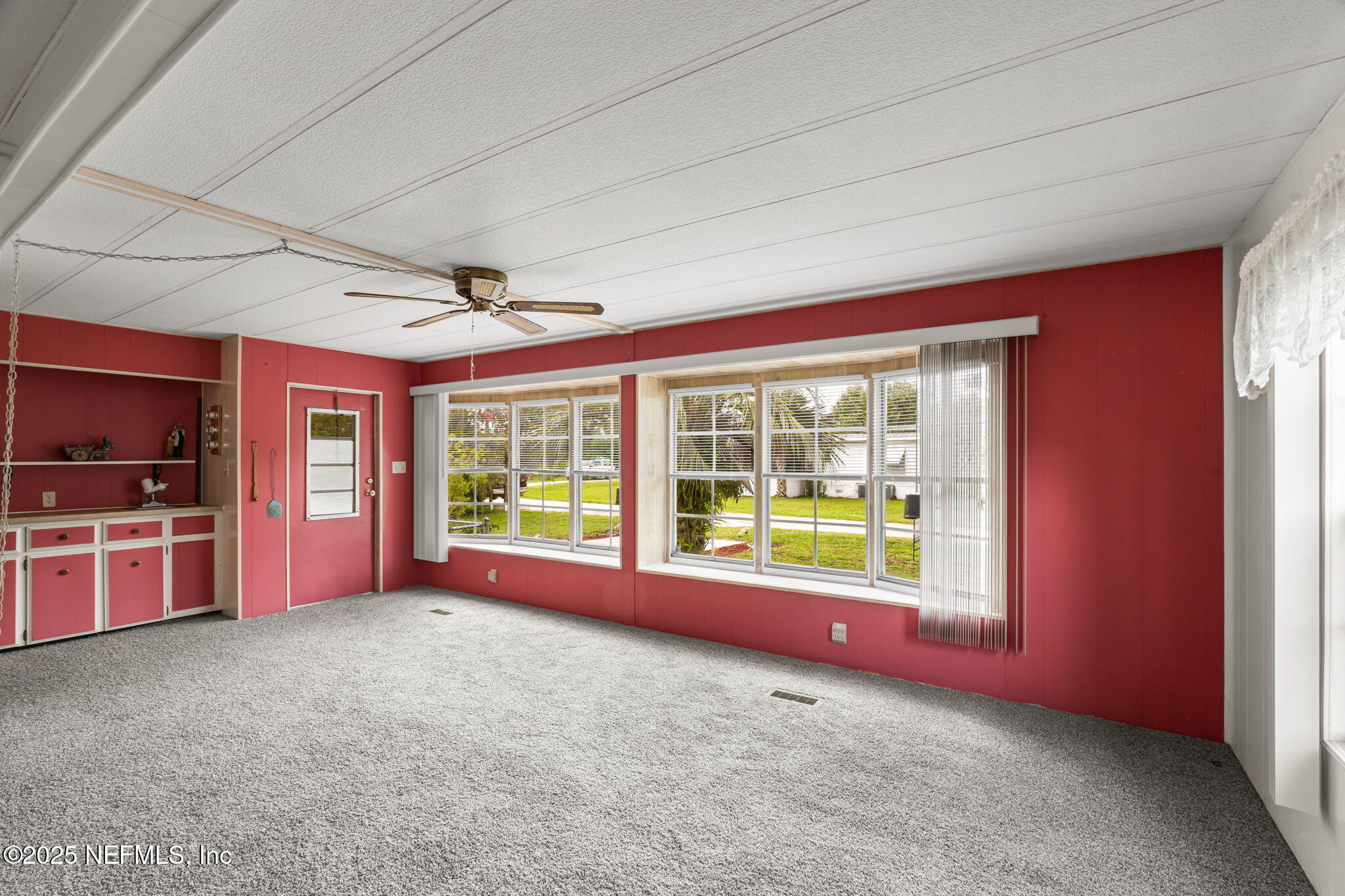 123 PENINSULAR Drive