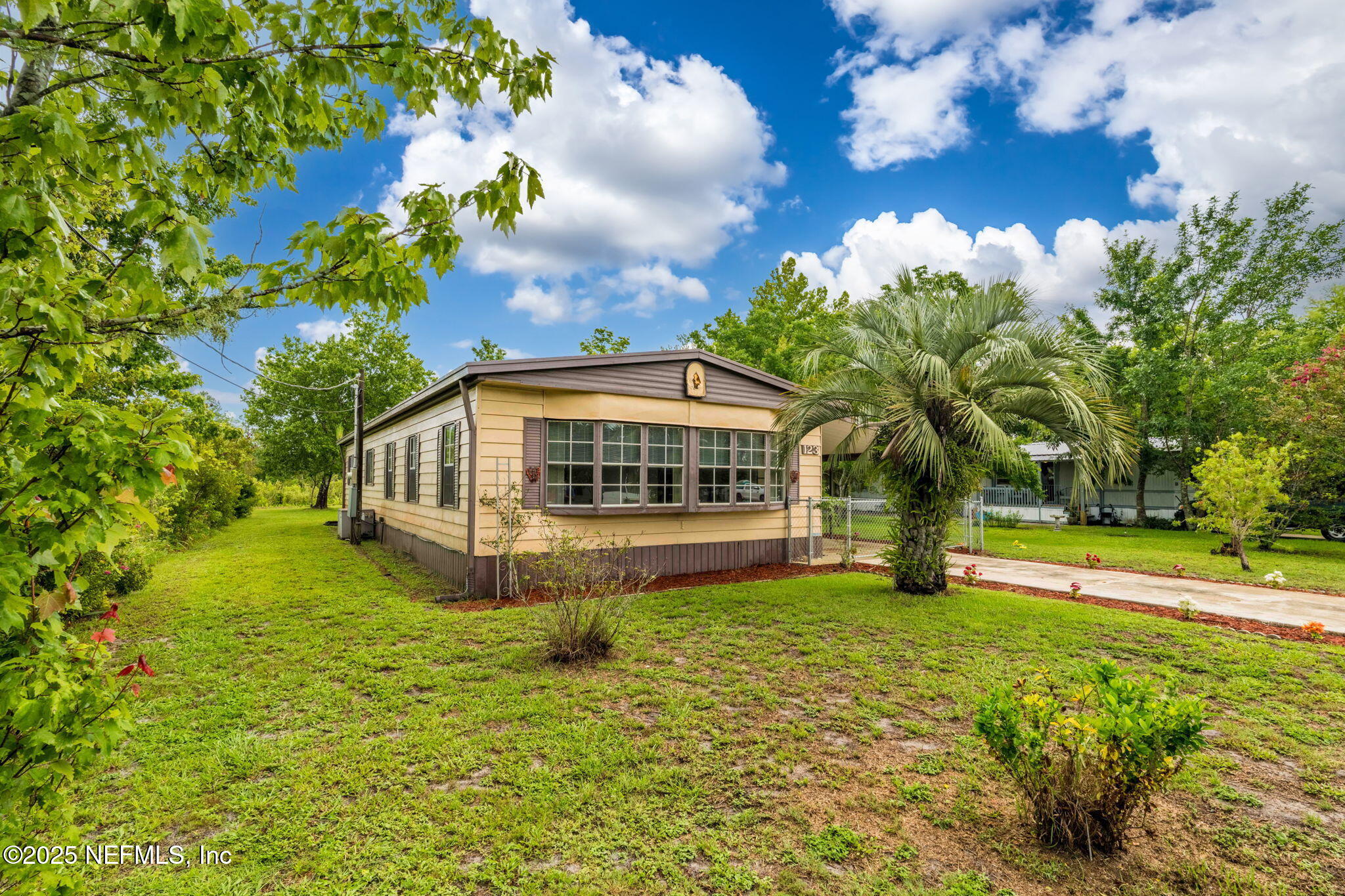 123 PENINSULAR Drive