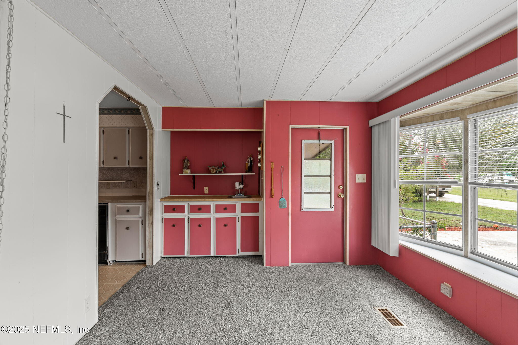 123 PENINSULAR Drive