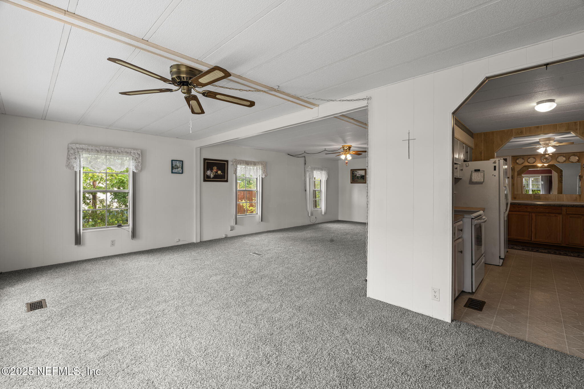 123 PENINSULAR Drive