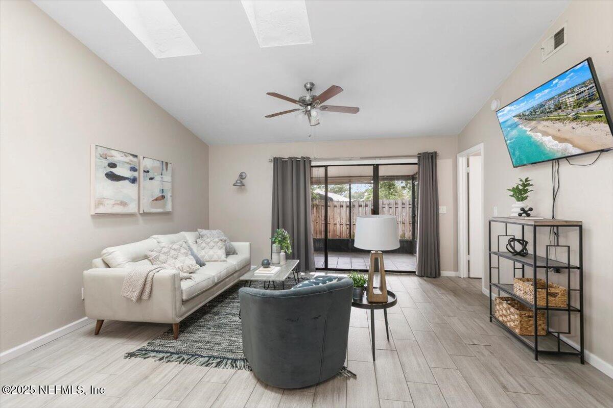 2324 IRONSTONE Drive E