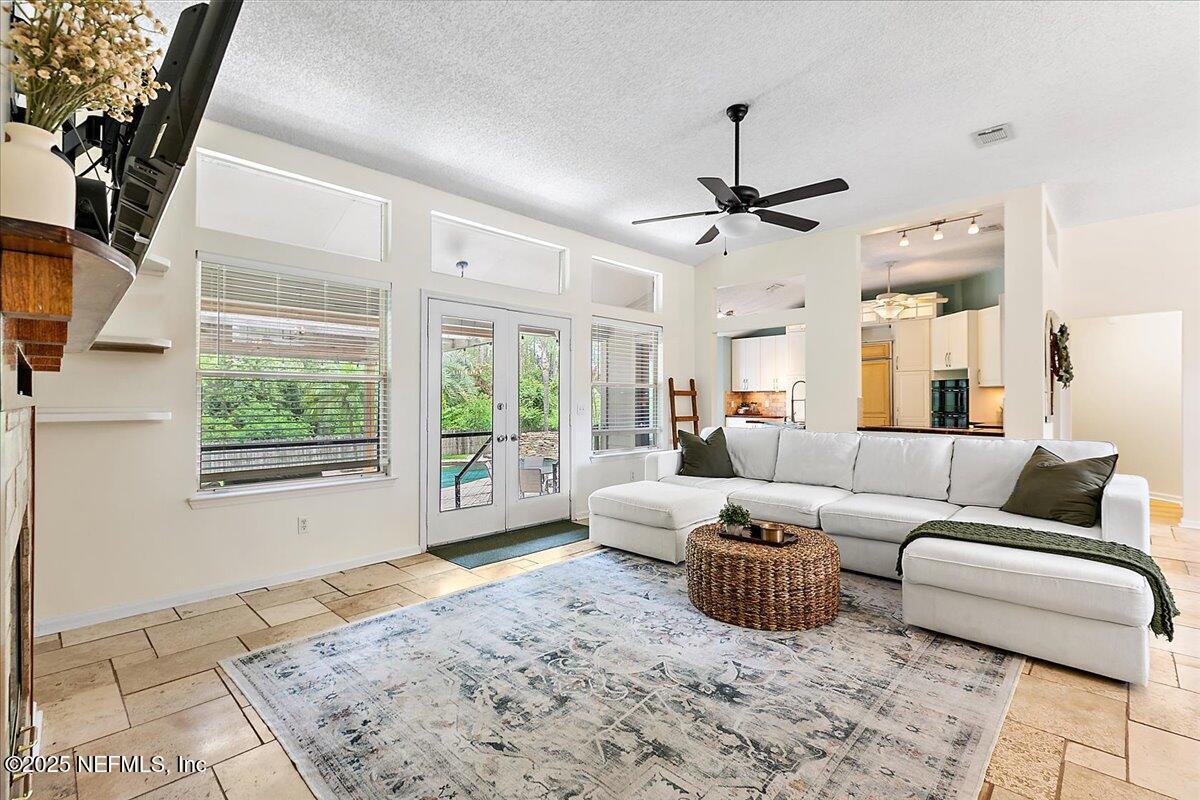 2077 BRIGHTON BAY Trail