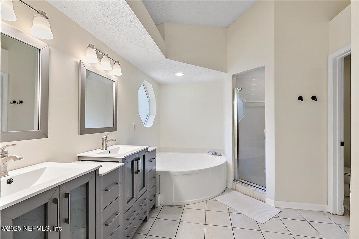 2077 BRIGHTON BAY Trail