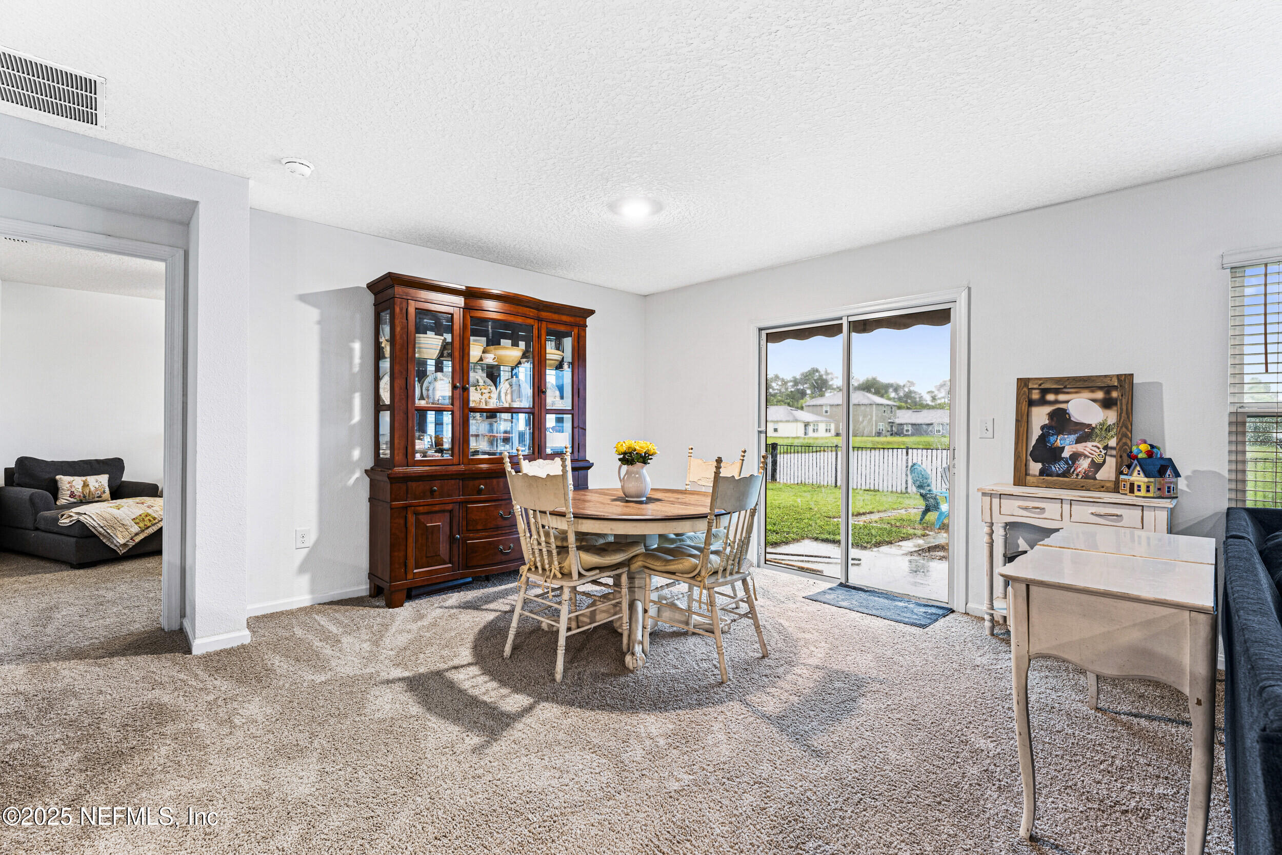 2513 BEACHVIEW Drive