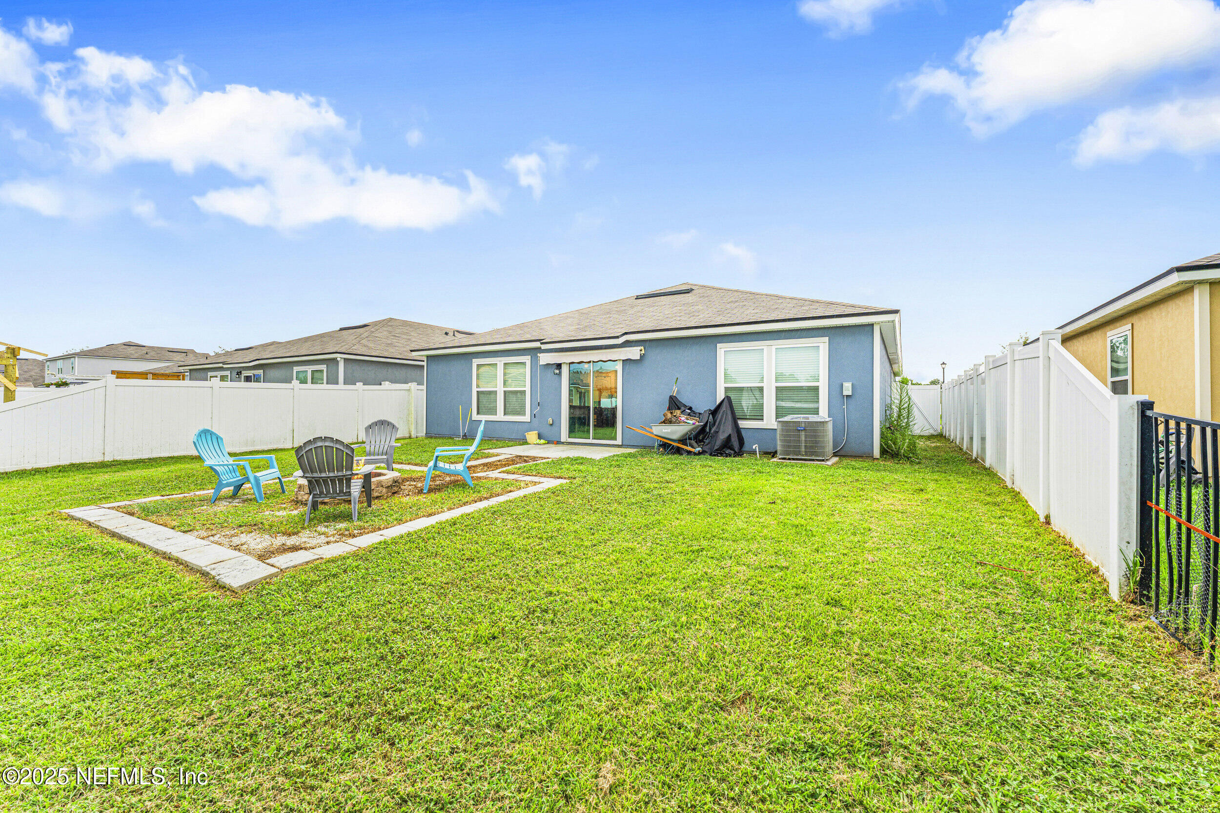 2513 BEACHVIEW Drive