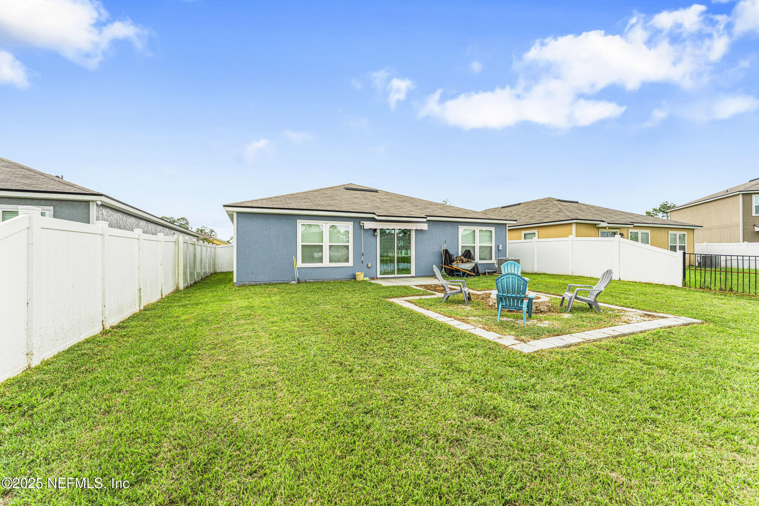 2513 BEACHVIEW Drive