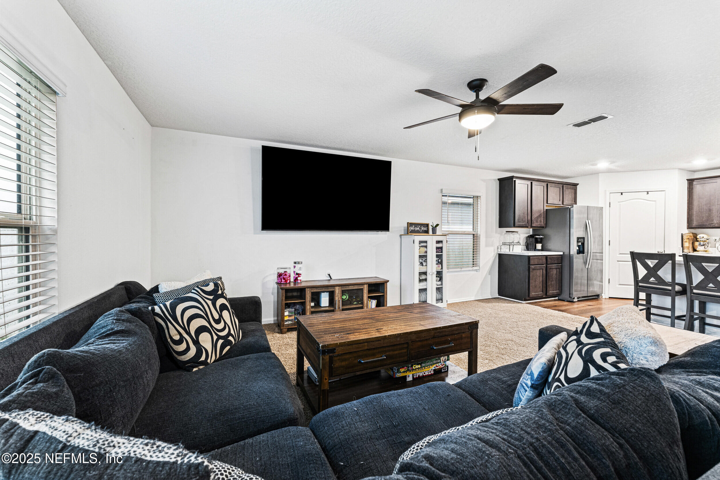 2513 BEACHVIEW Drive