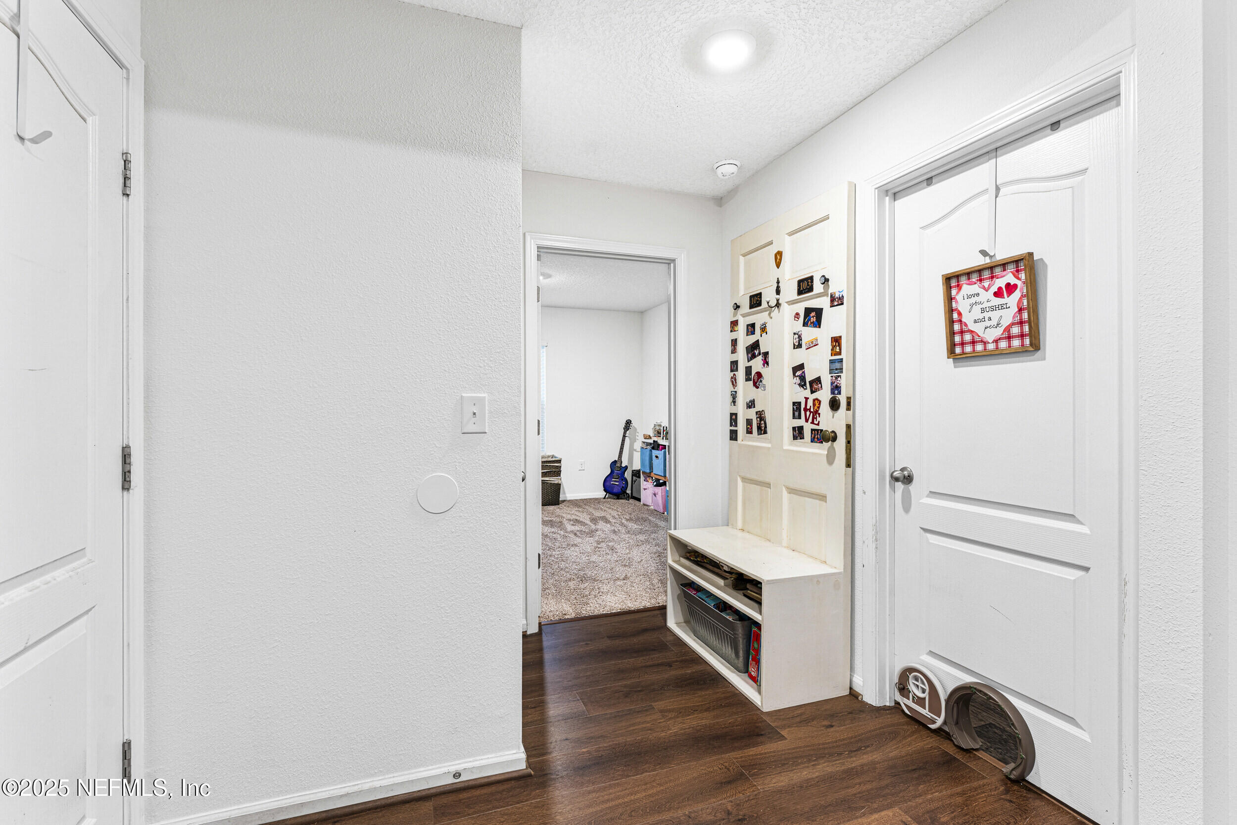 2513 BEACHVIEW Drive