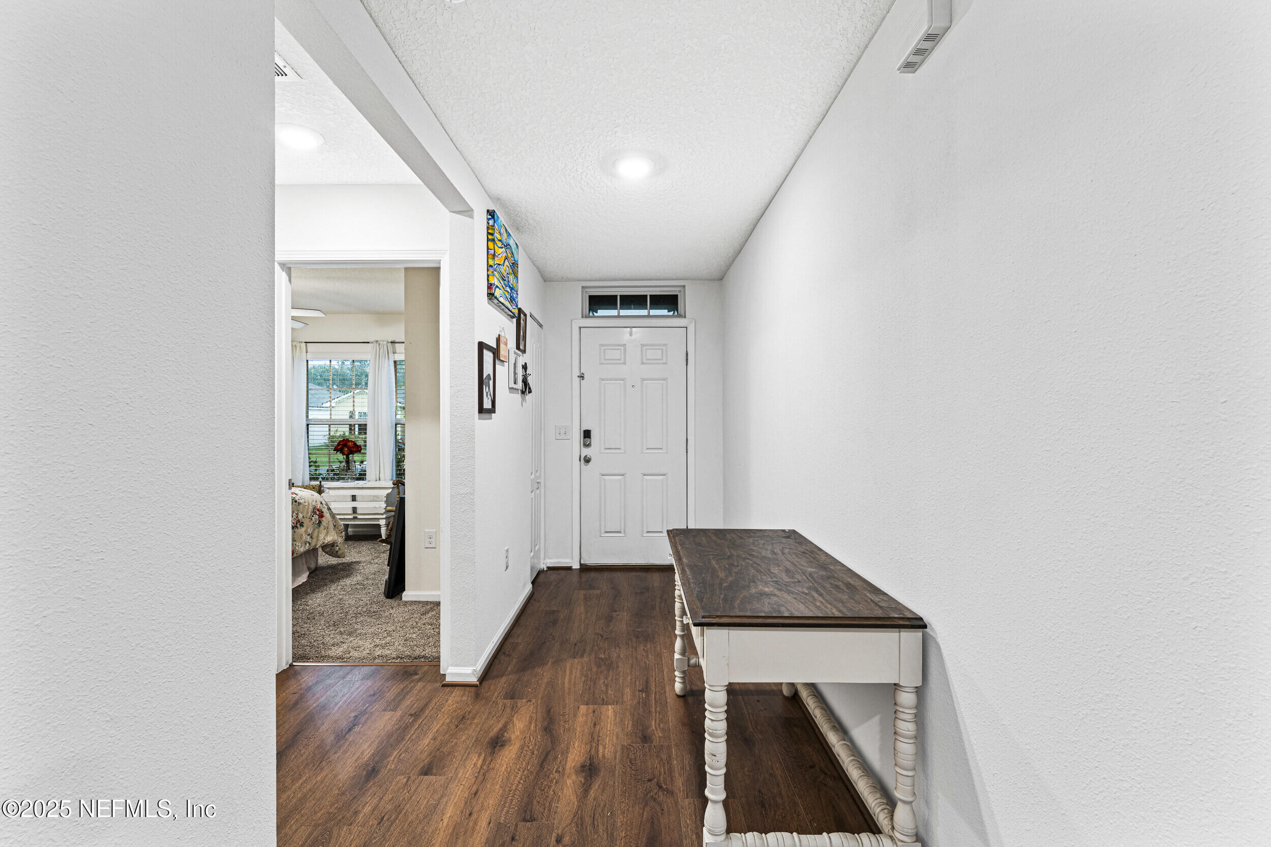 2513 BEACHVIEW Drive