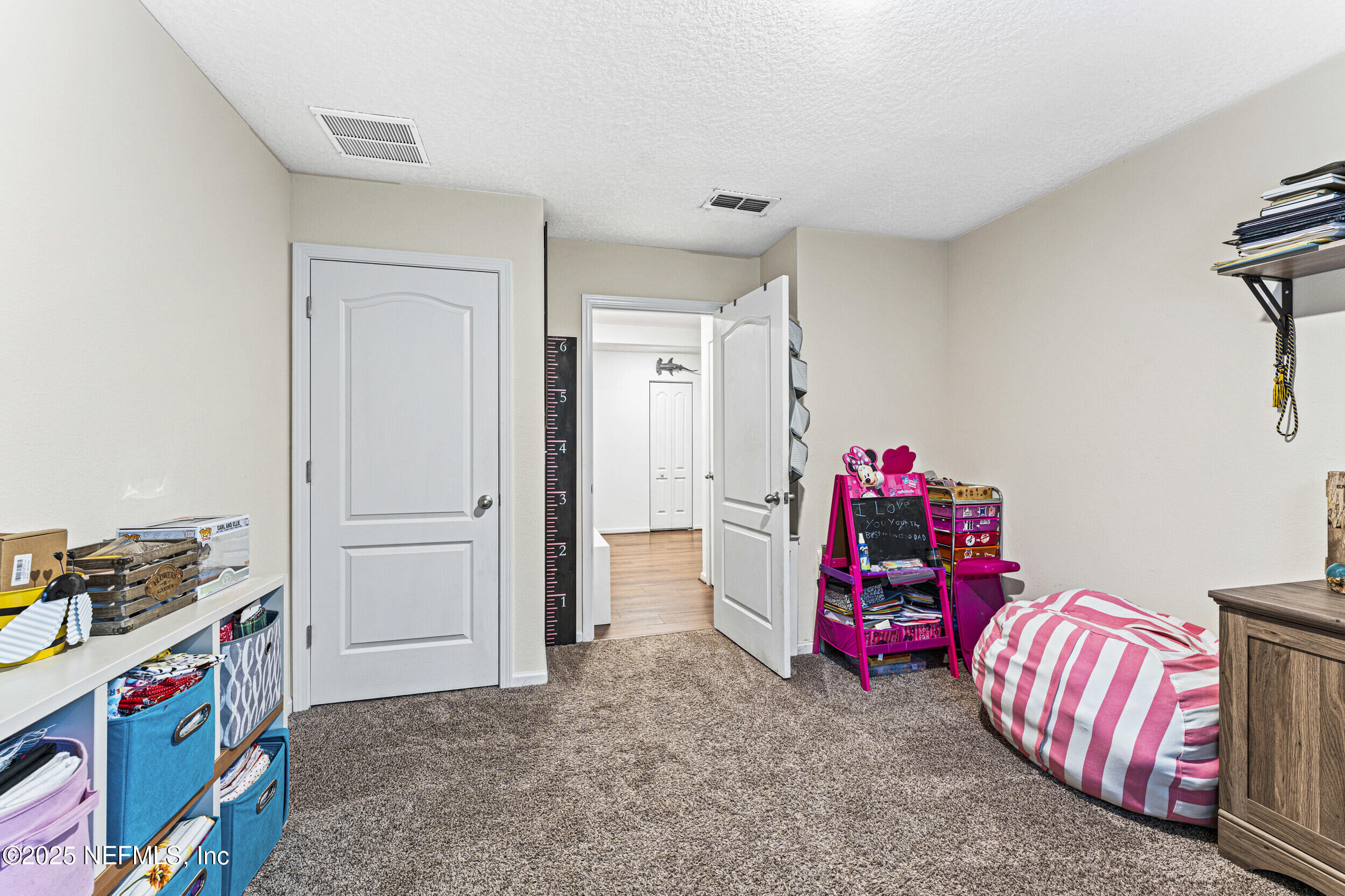 2513 BEACHVIEW Drive