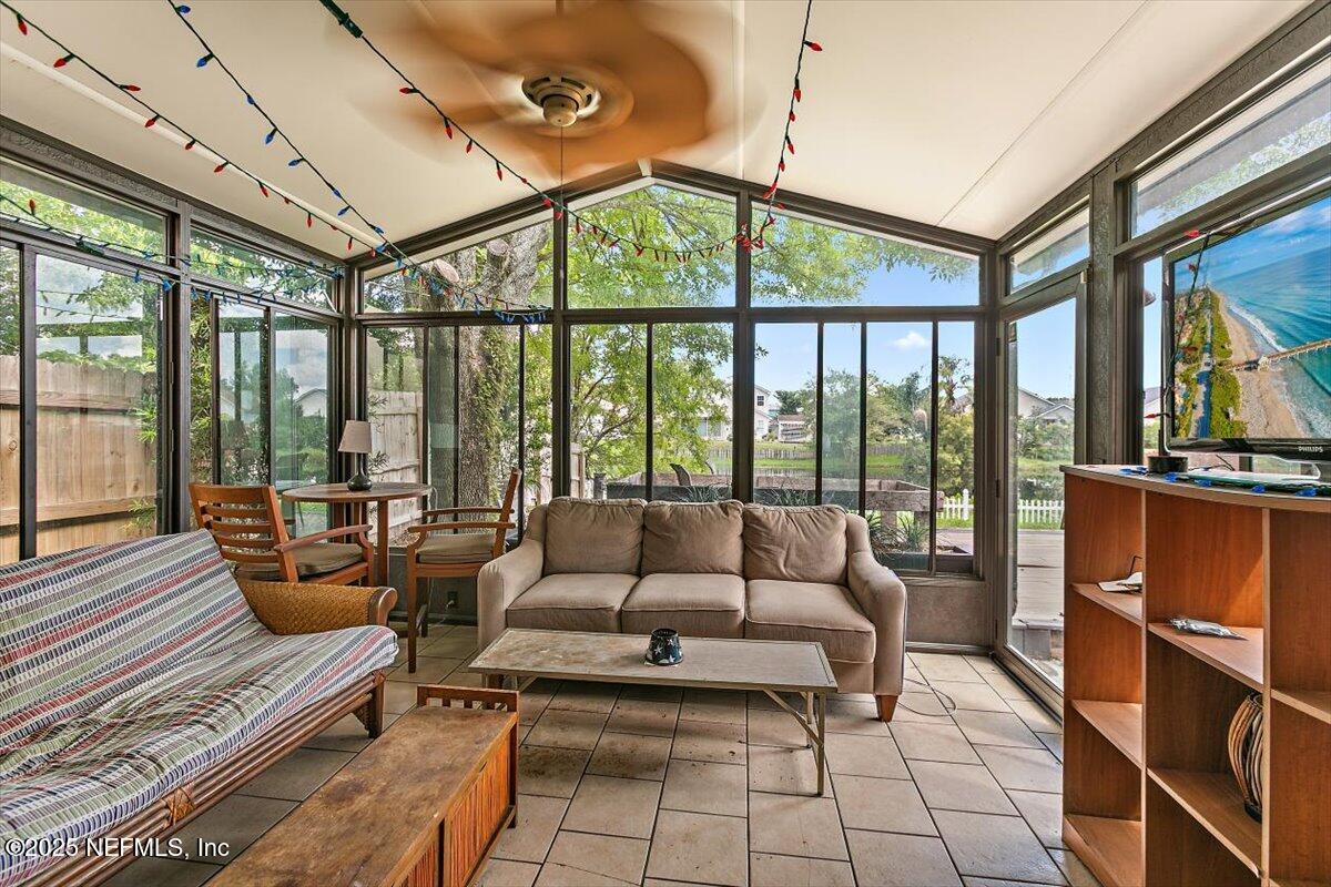 11047 SANTA FE Street E