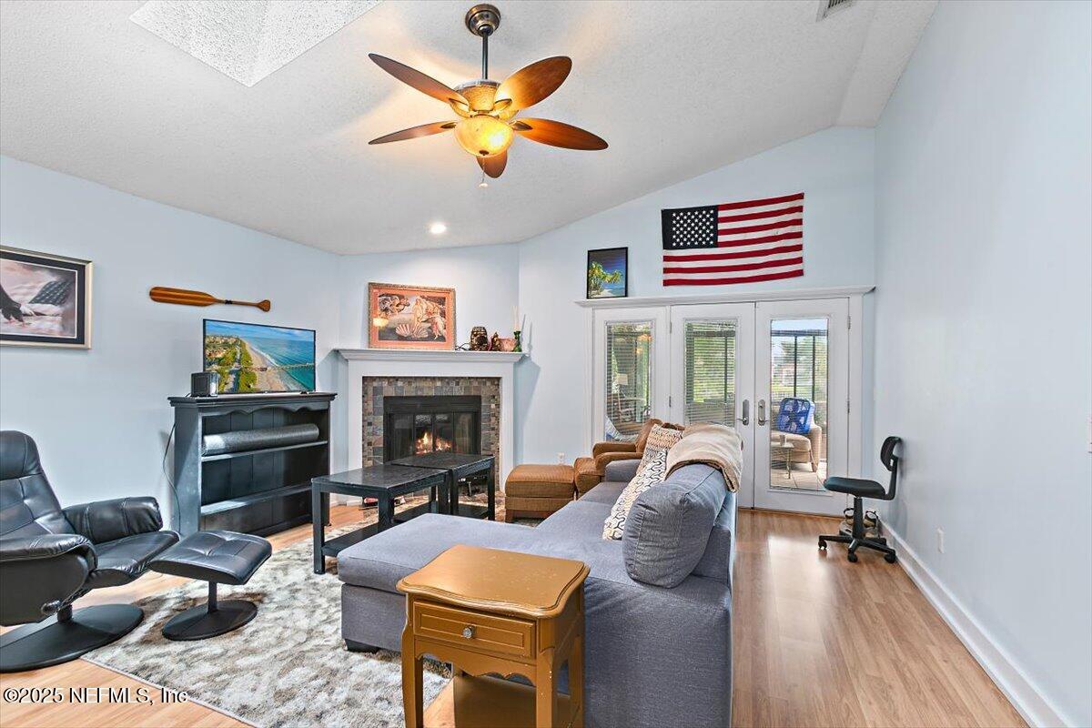 11047 SANTA FE Street E