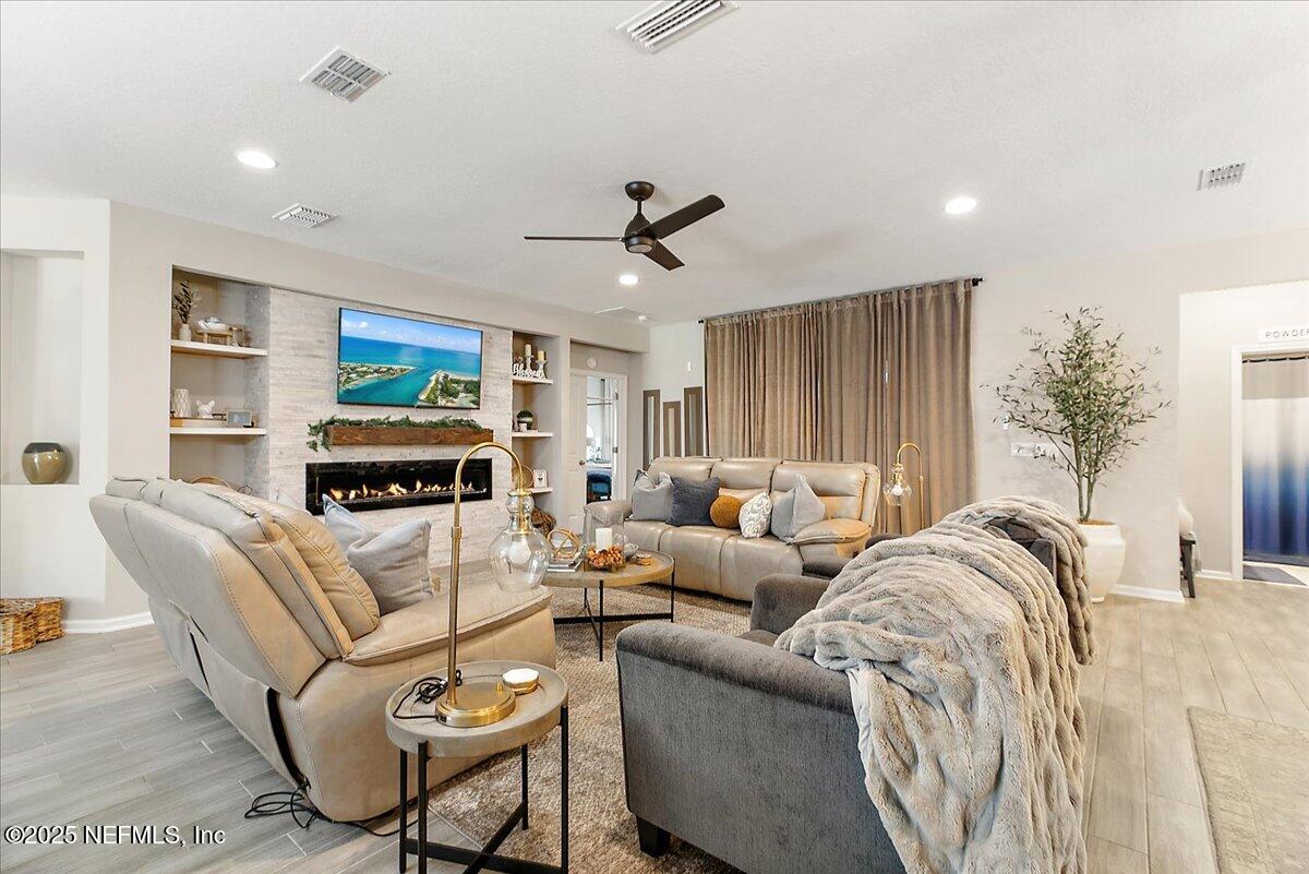 10040 SADDLE GATE Court