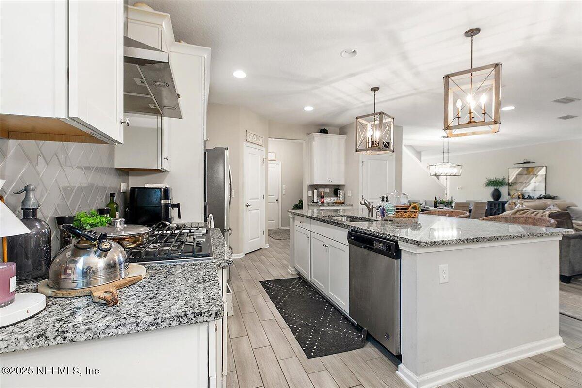 10040 SADDLE GATE Court