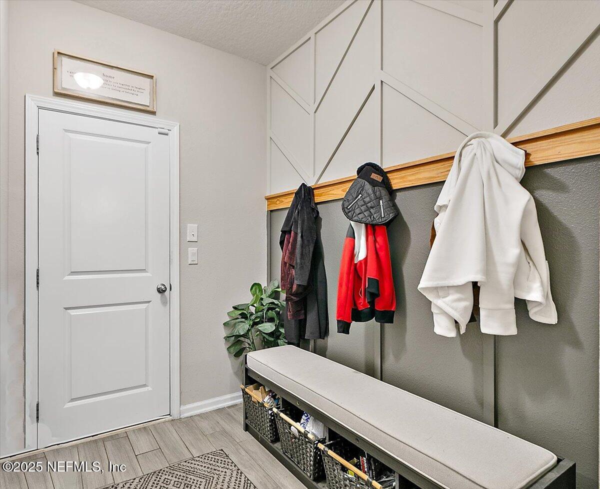 10040 SADDLE GATE Court