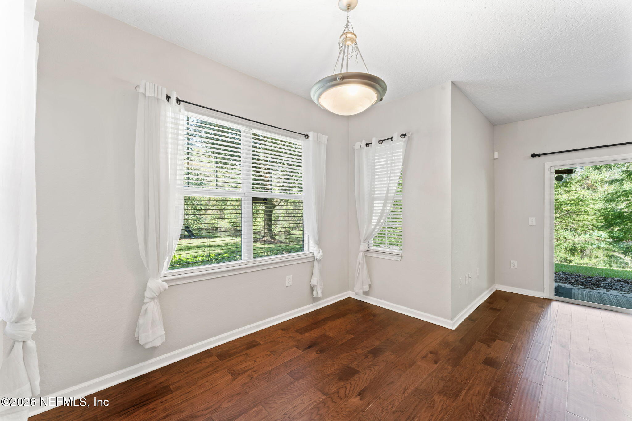 5663 GREENLAND Road, 1201