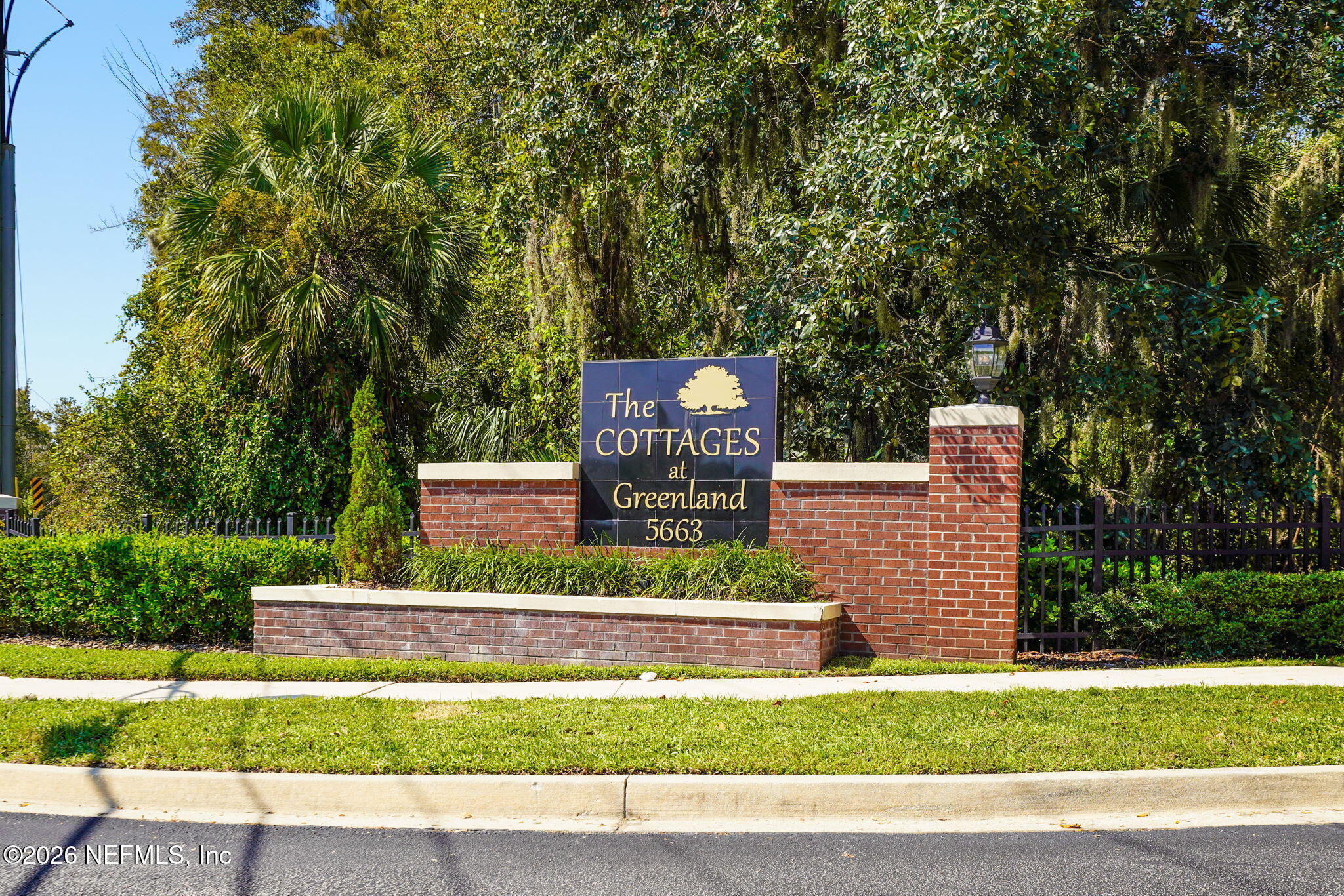 5663 GREENLAND Road, 1201