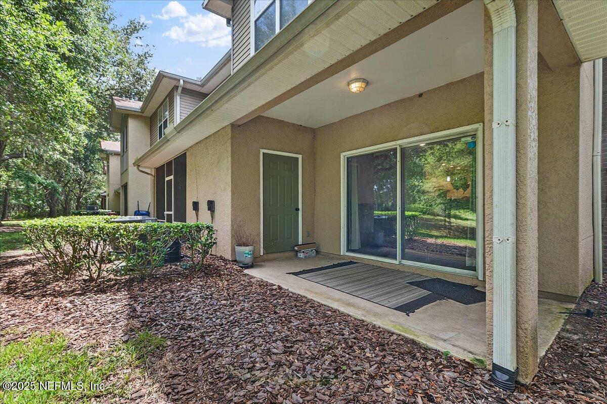 5663 GREENLAND Road, 1201