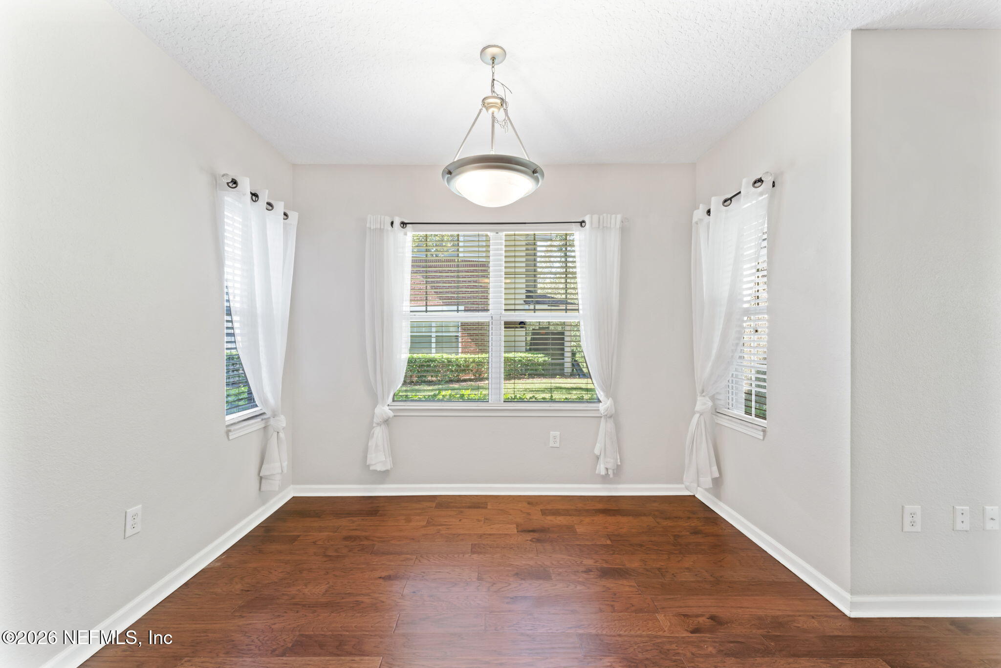 5663 GREENLAND Road, 1201