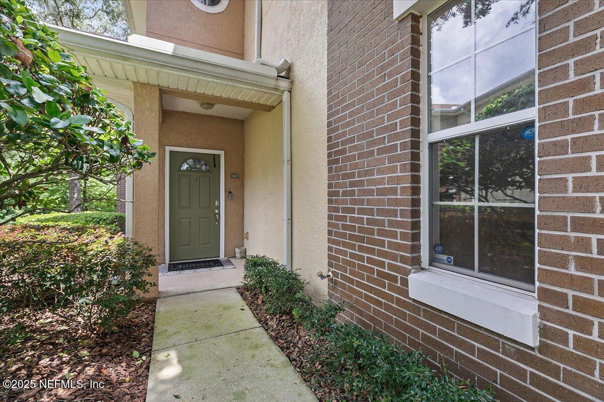 5663 GREENLAND Road, 1201