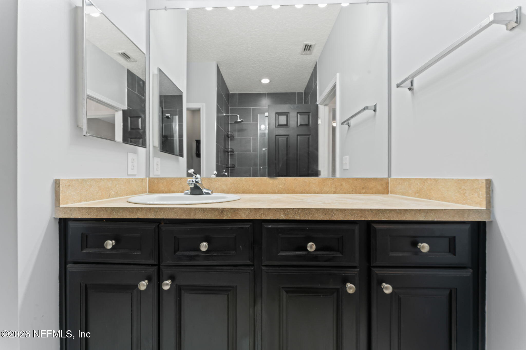 5663 GREENLAND Road, 1201