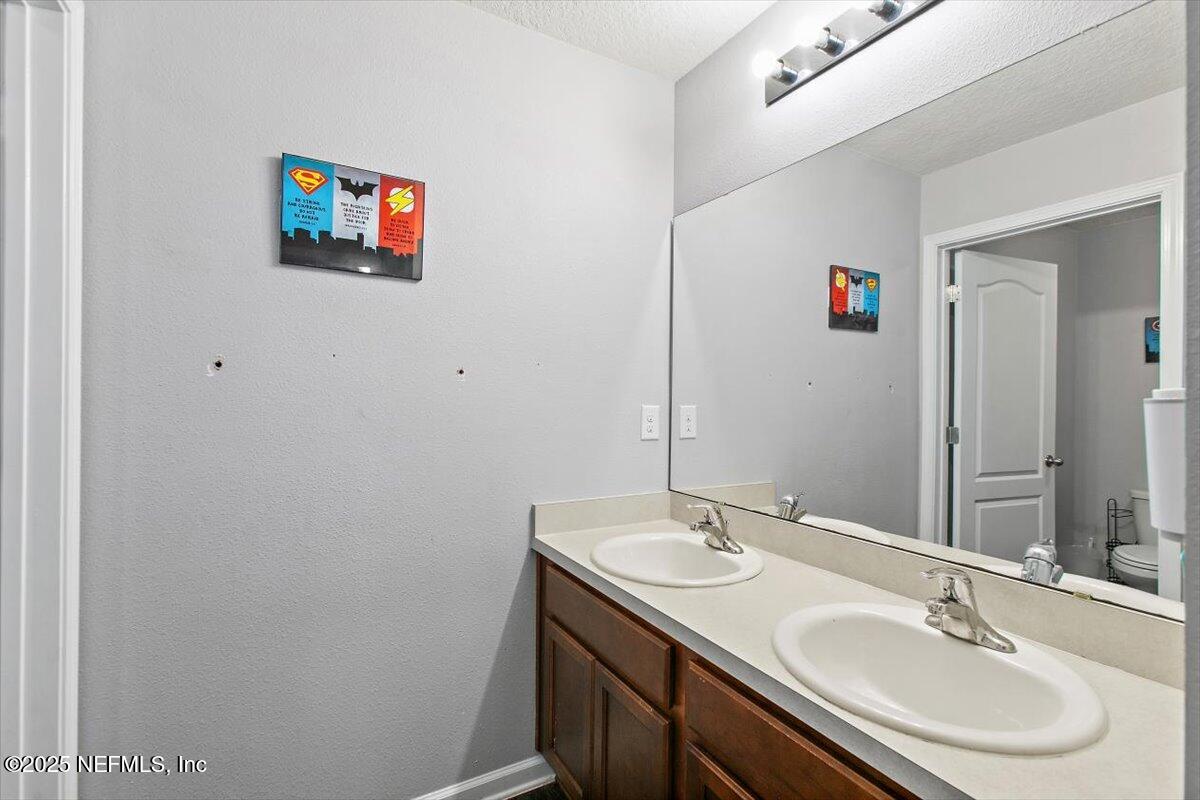 11613 WHITE STURGEON Court