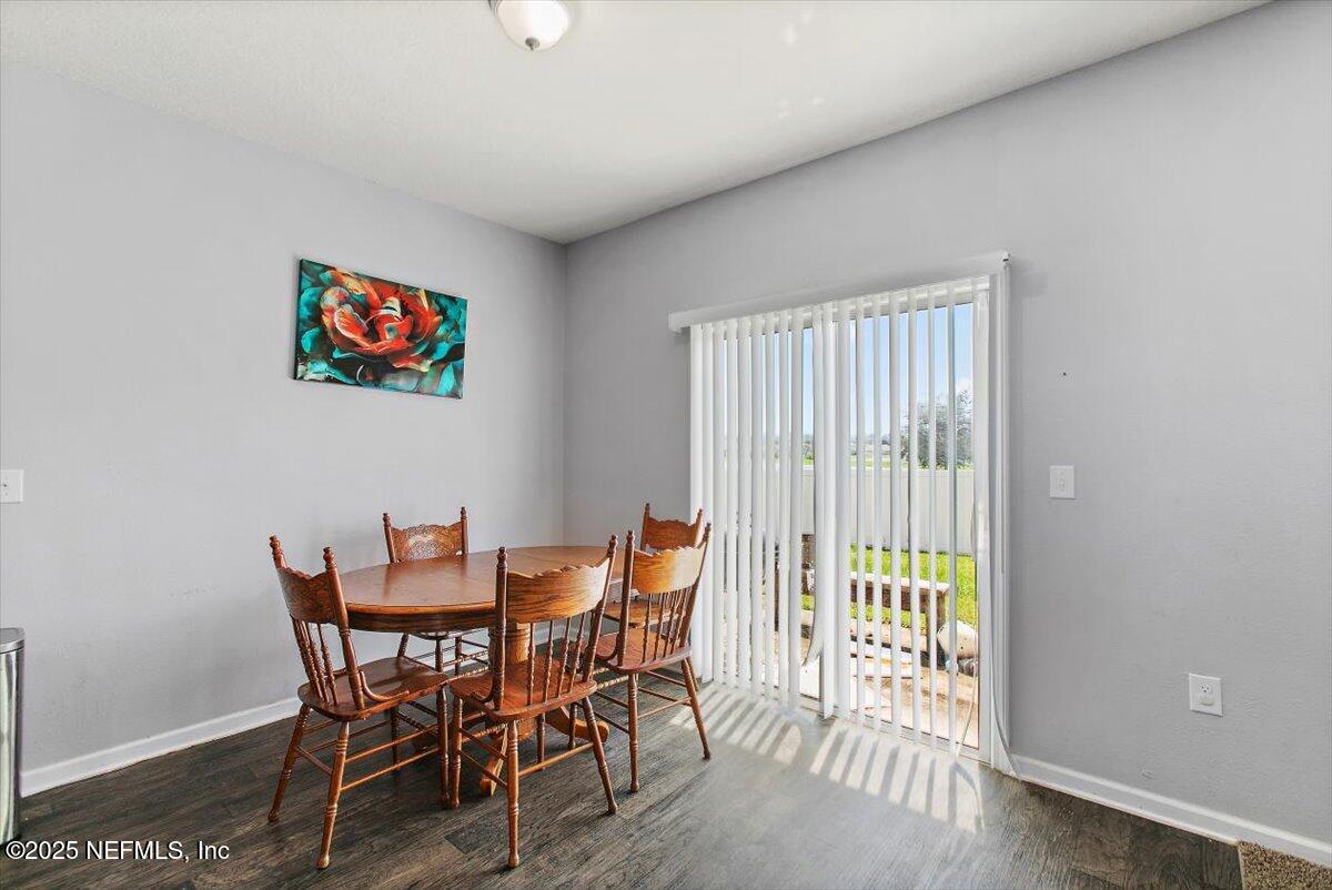 11613 WHITE STURGEON Court