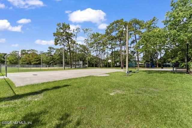 2946 ROSSELLE Street