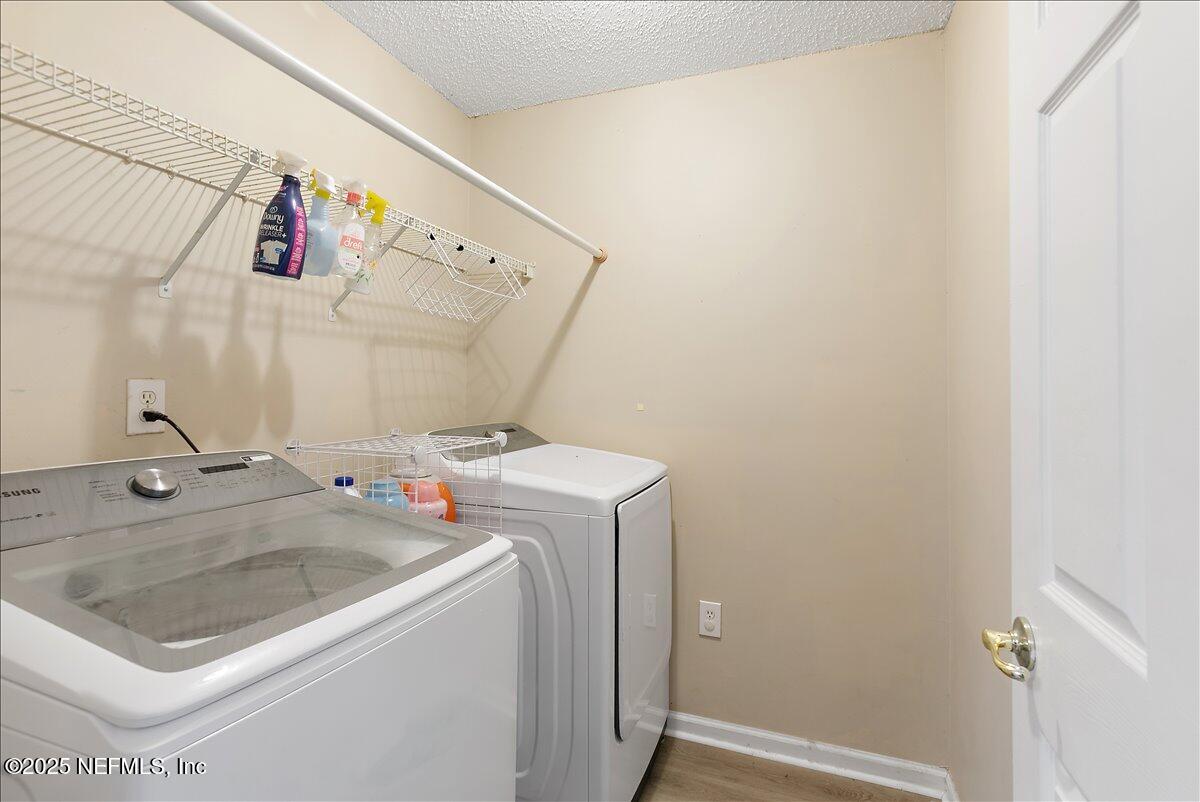 2450 BENTWATER Drive W