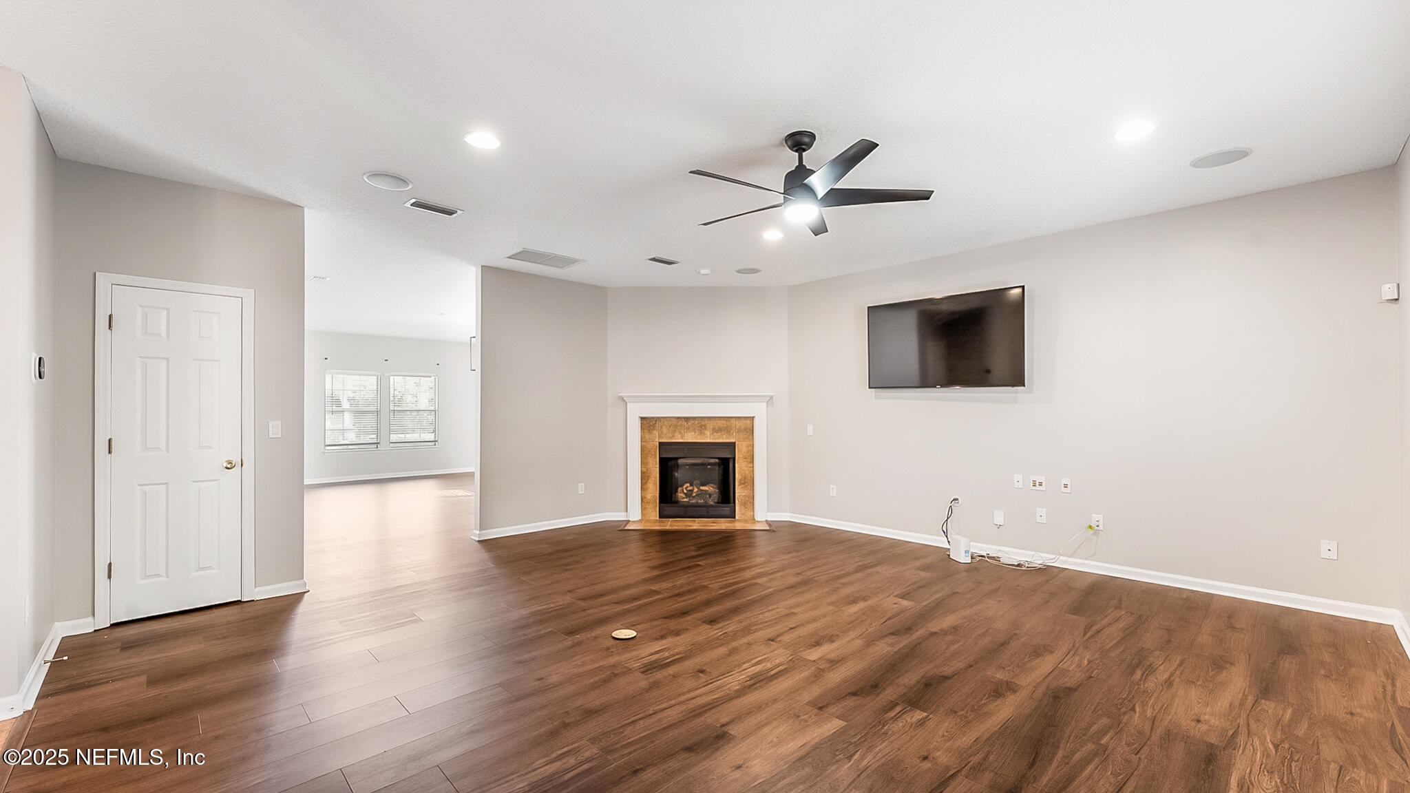 1618 TIMBER CROSSING Lane