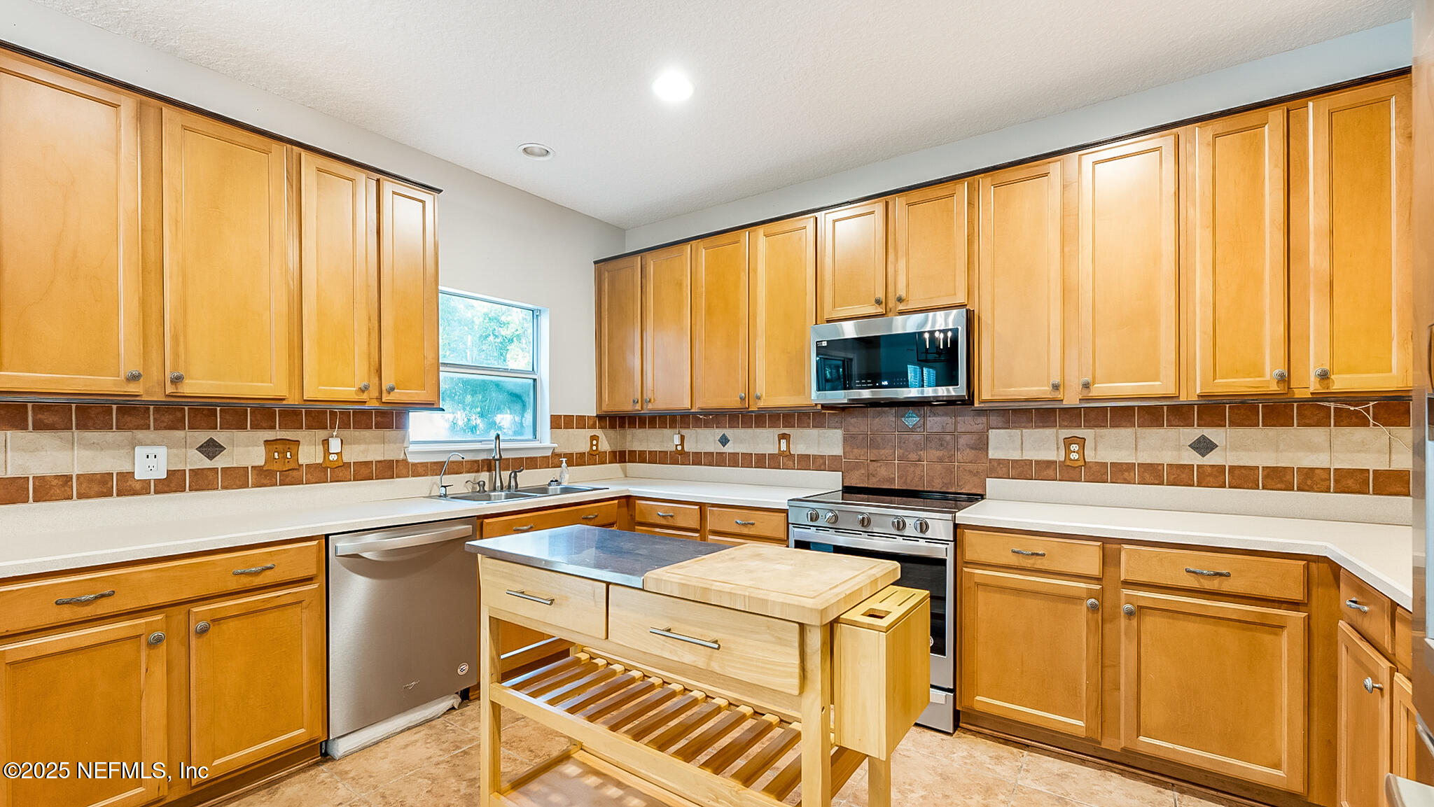 1618 TIMBER CROSSING Lane