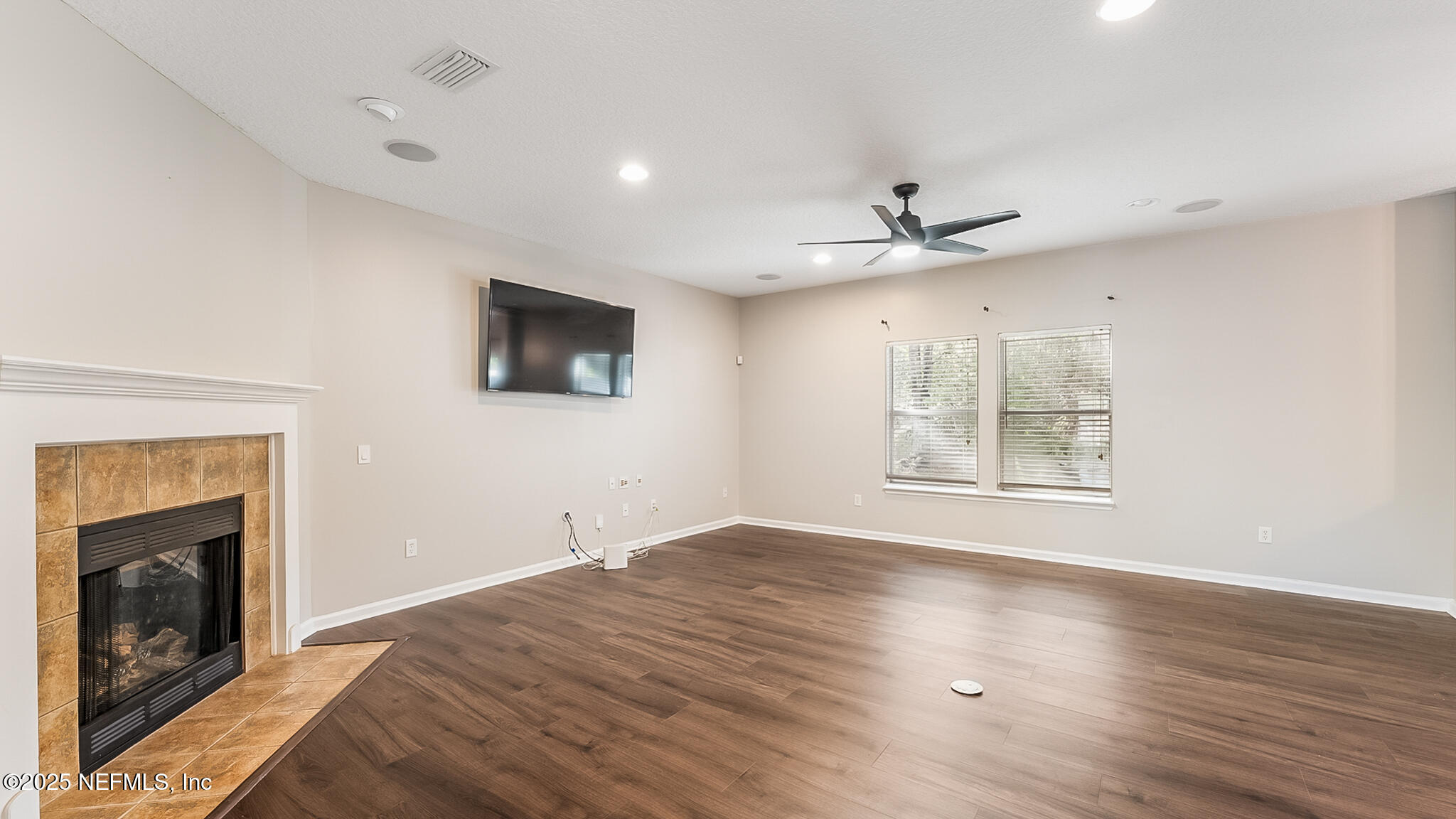 1618 TIMBER CROSSING Lane