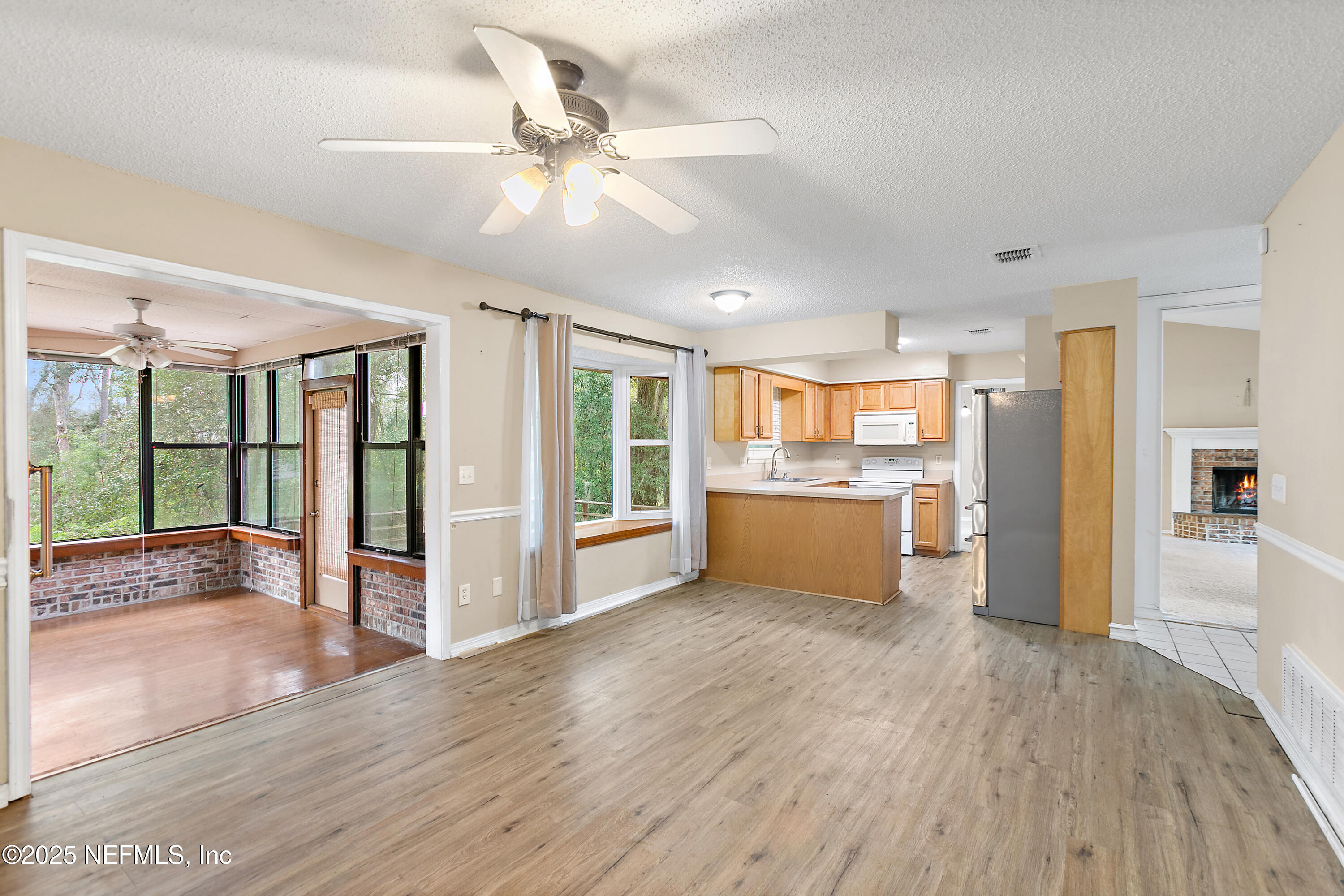 2772 PEBBLERIDGE Court