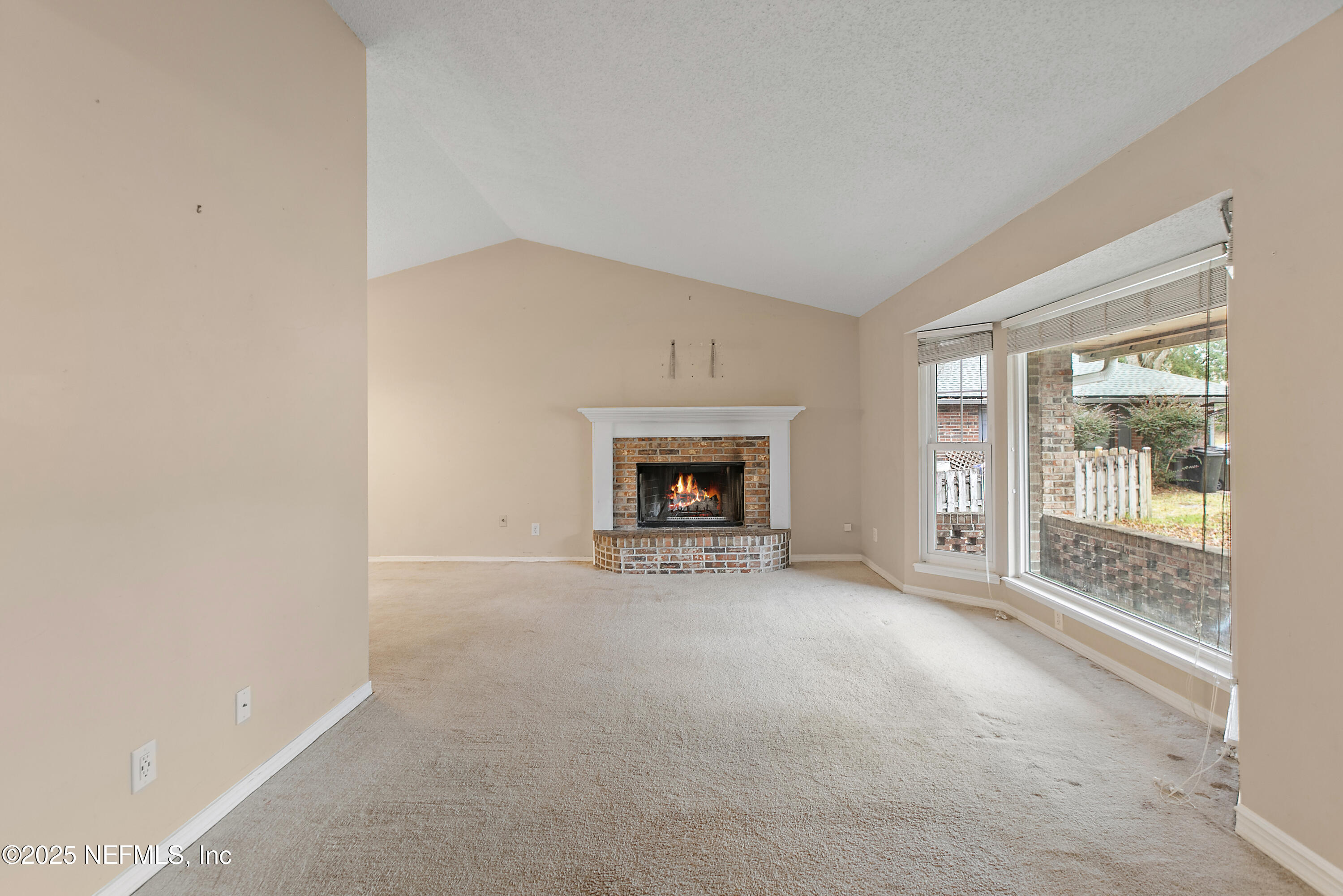 2772 PEBBLERIDGE Court