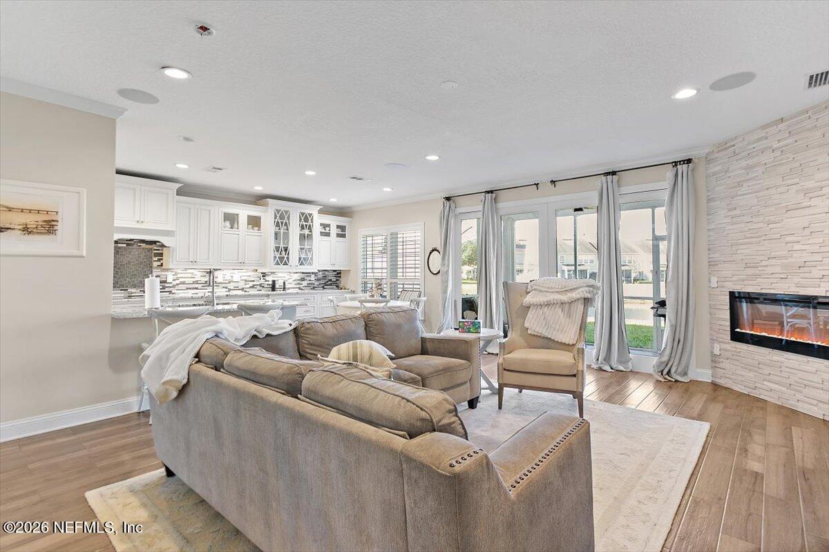 11036 CASTLEMAIN Circle E