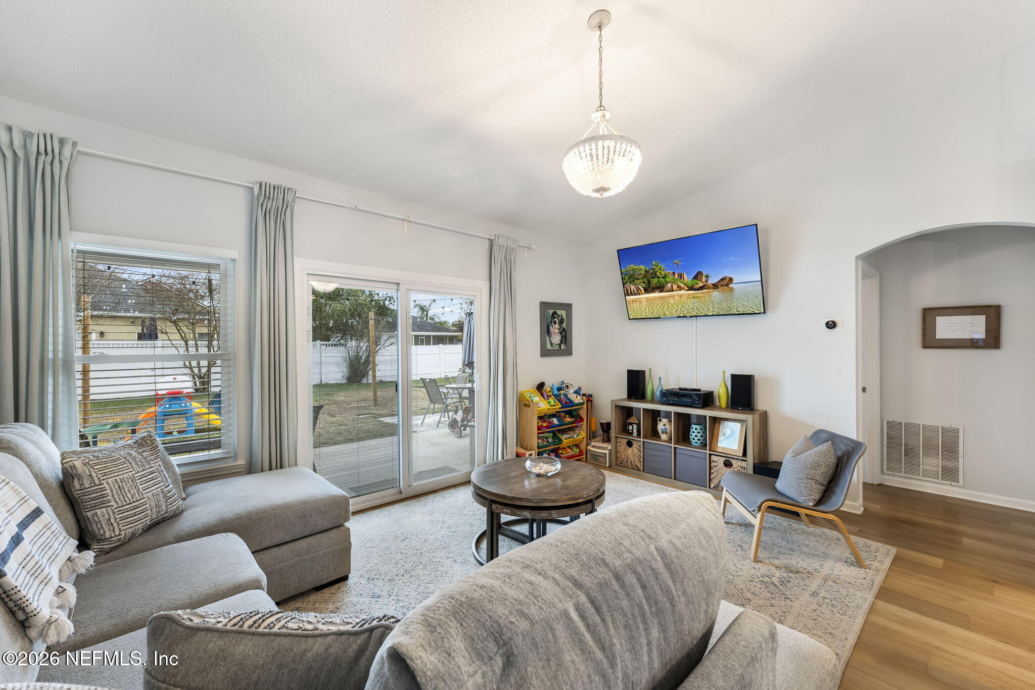 2480 BENTWATER Drive W