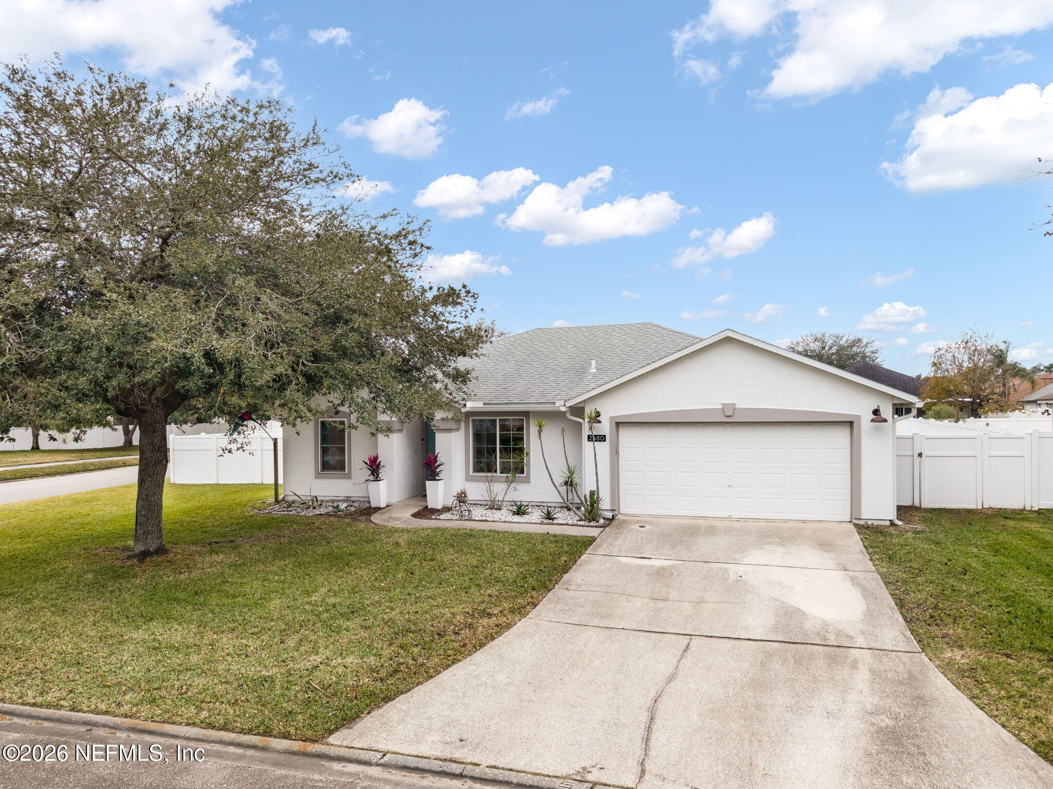 2480 BENTWATER Drive W