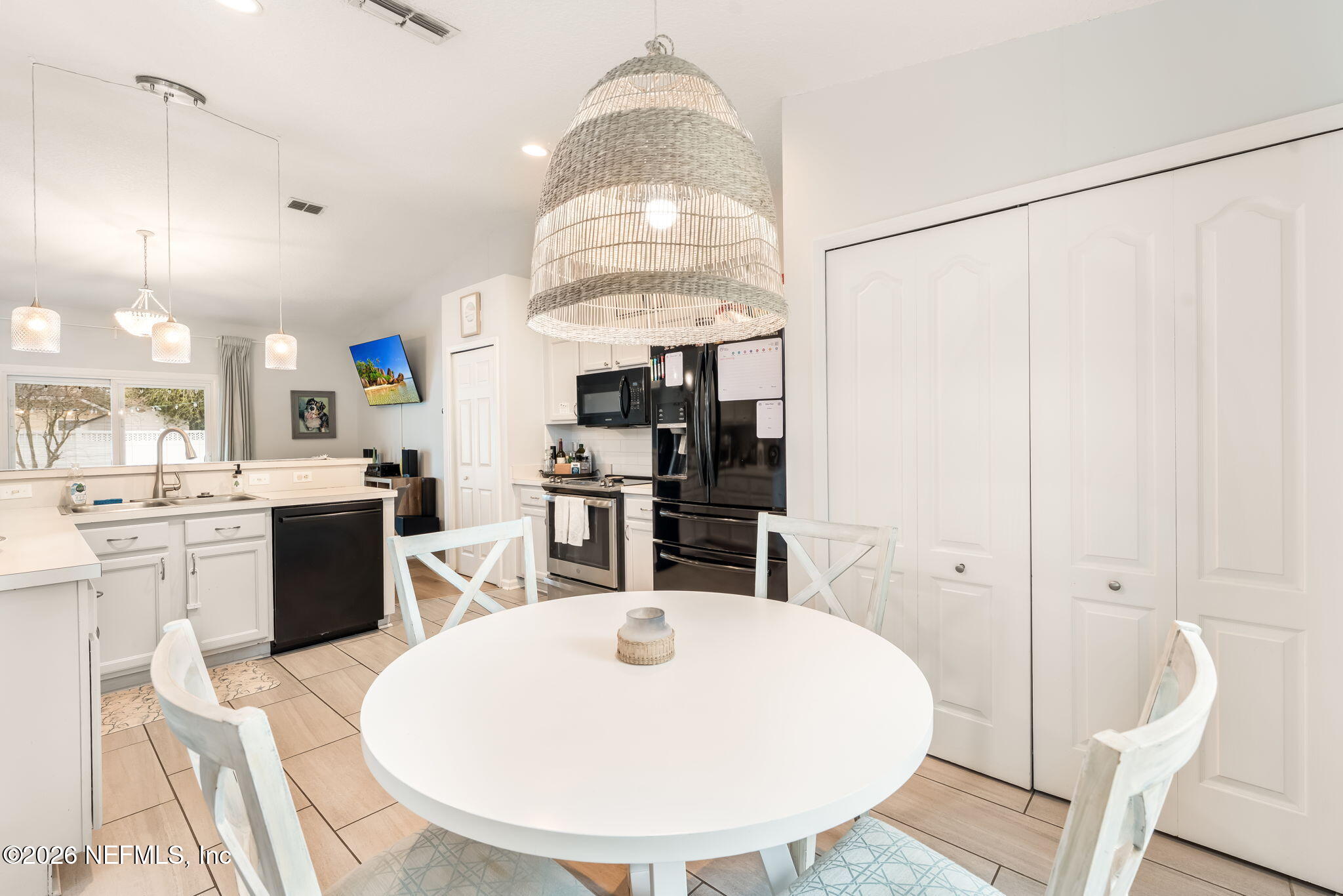 2480 BENTWATER Drive W