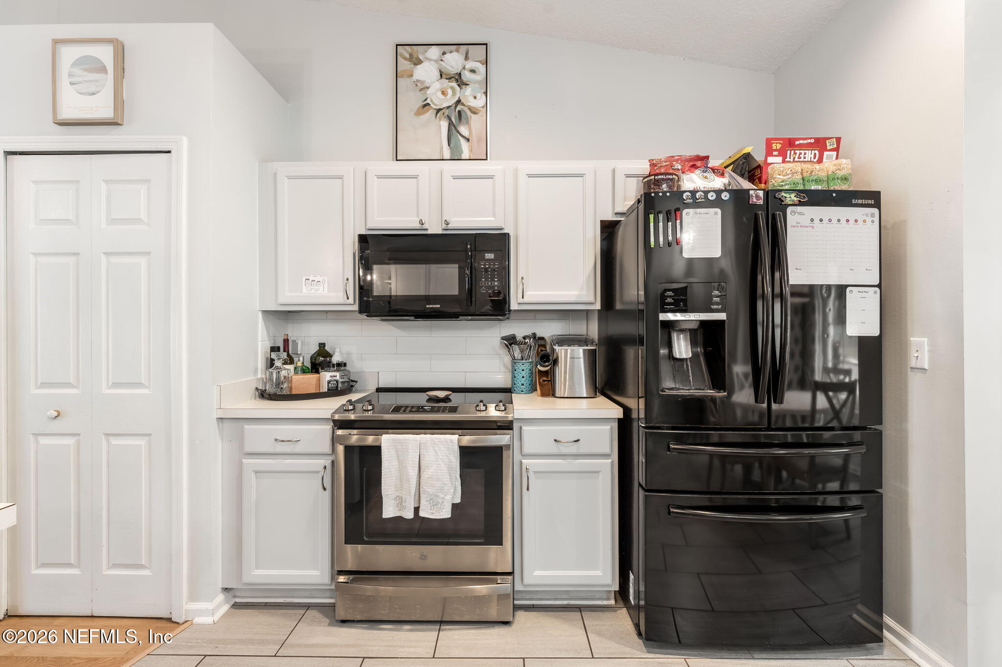 2480 BENTWATER Drive W