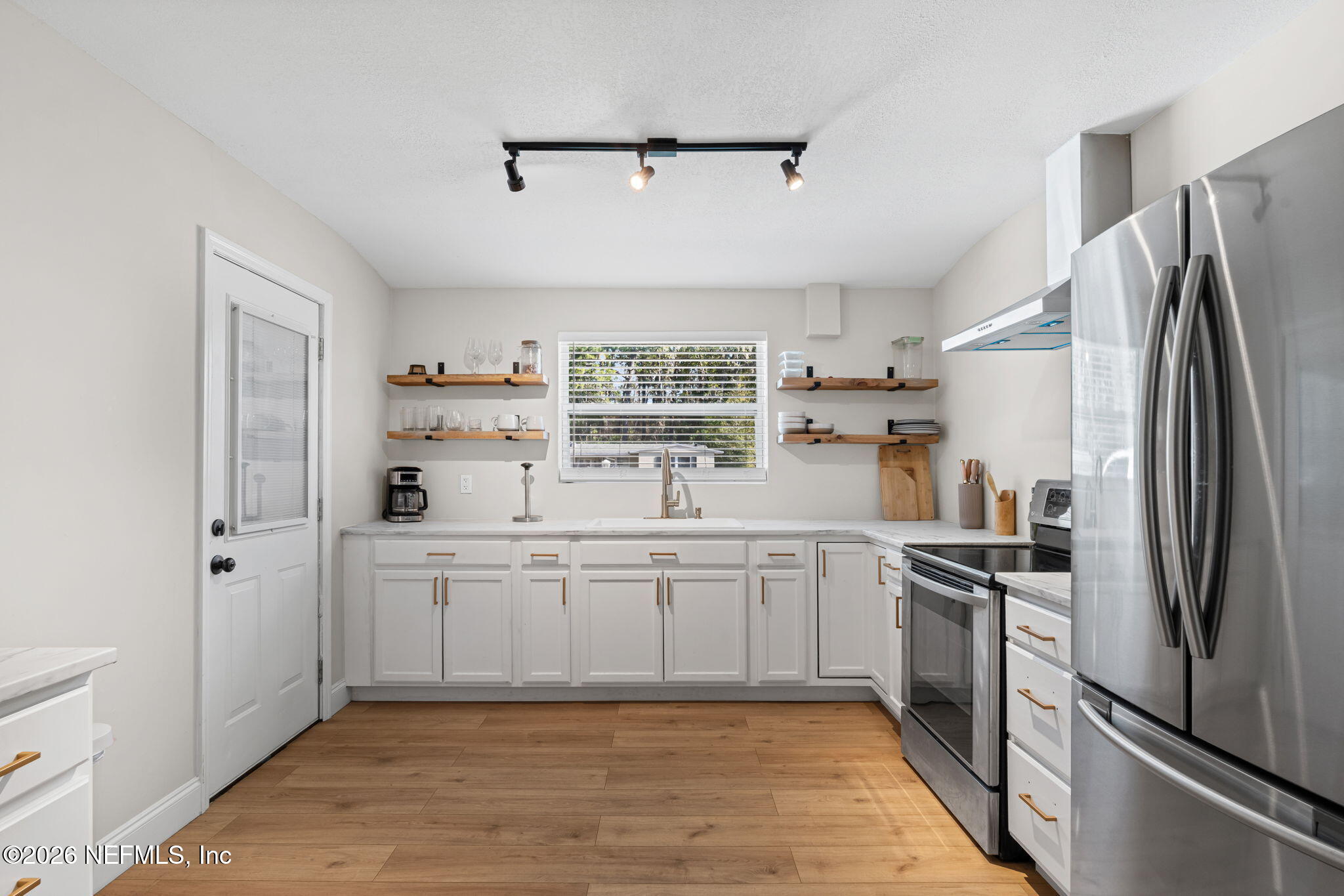 926 NIGHTINGALE Road