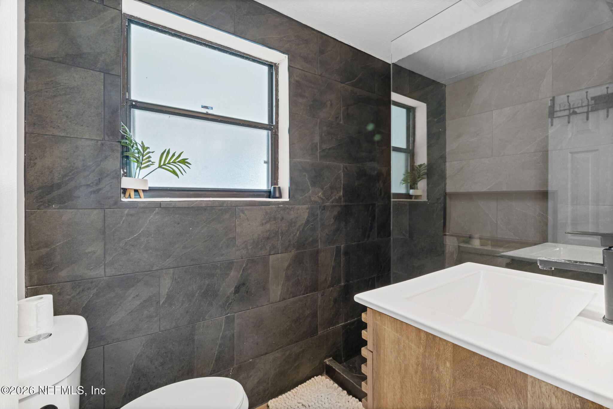 926 NIGHTINGALE Road