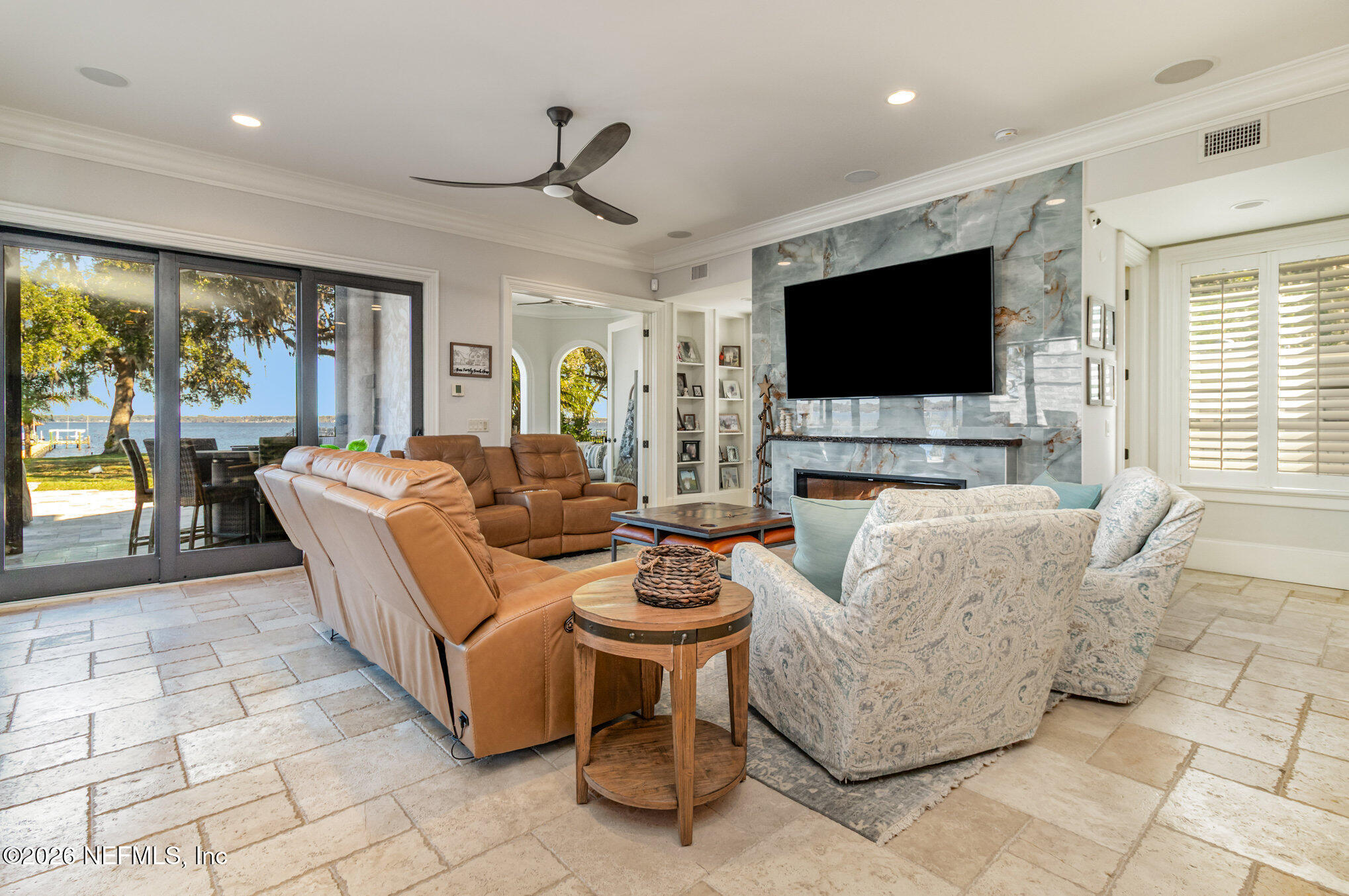 1402 WILKIES POINT Road